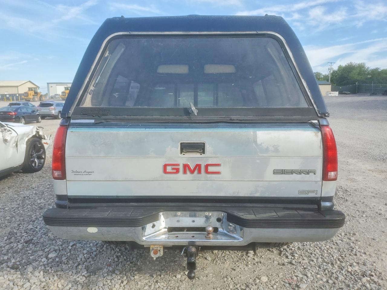 1989 Gmc Sierra C3500 Two Tone vin: 2GTGC39N1K1553317