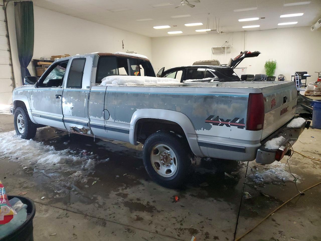1989 Gmc Sierra K2500 Two Tone vin: 2GTGK29K5K1524888
