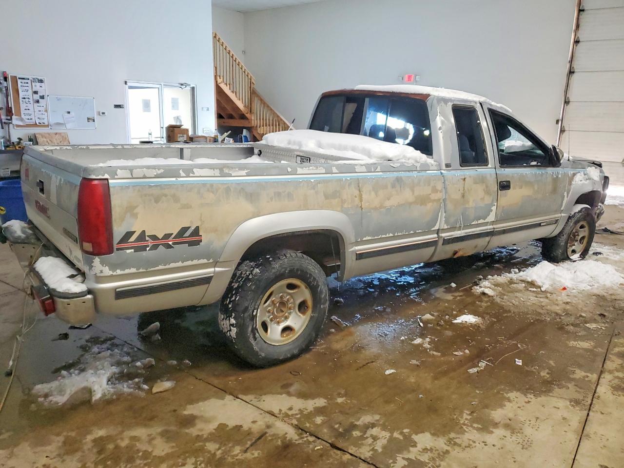1989 Gmc Sierra K2500 Two Tone vin: 2GTGK29K5K1524888