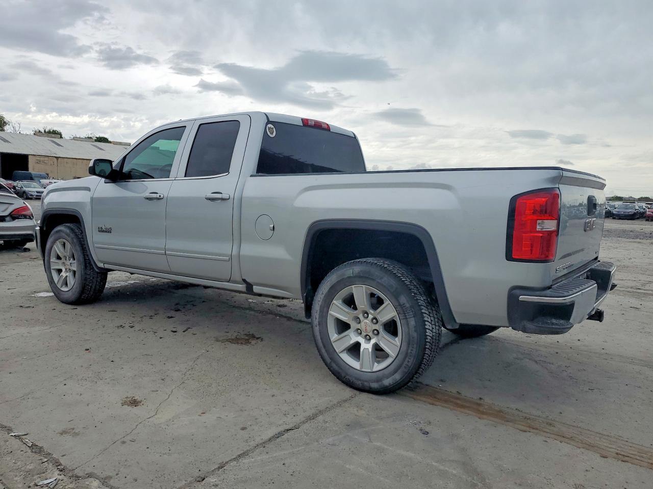 2019 Gmc Sierra Limited C1500 Sle Серебряный vin: 2GTR1MEC2K1174271