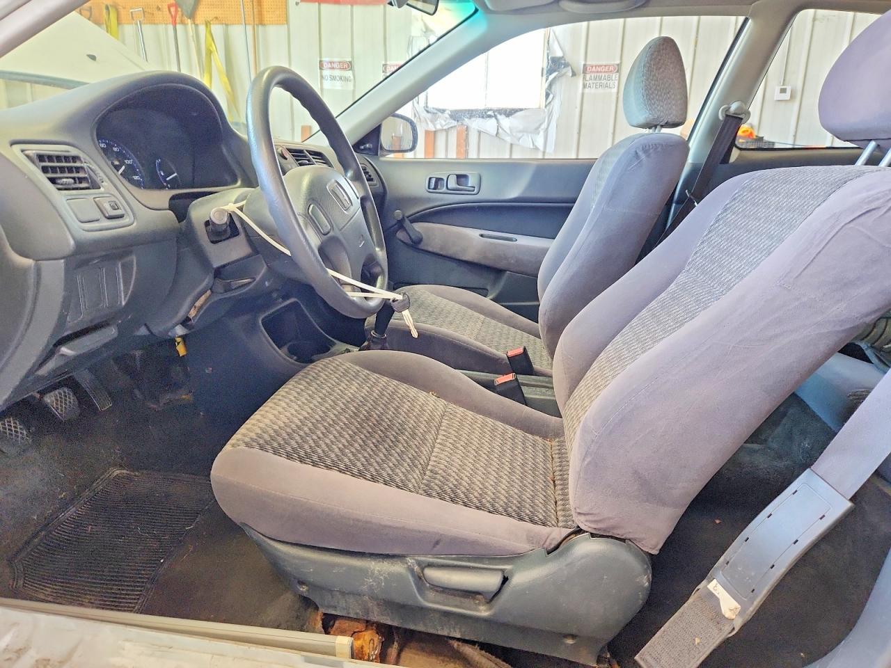 2000 Honda Civic Cx White vin: 2HGEJ6324YH109010