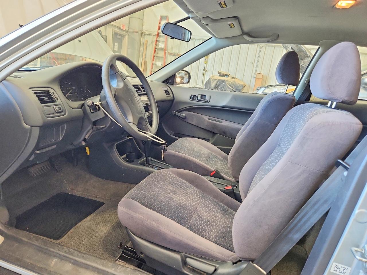 1999 Honda Civic Dx Silver vin: 2HGEJ6440XH107463