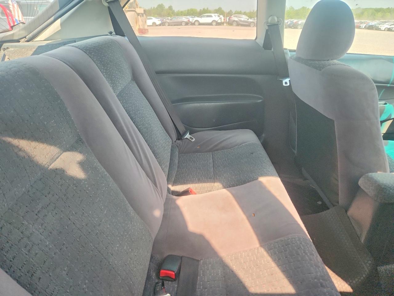 1999 Honda Civic Dx Silver vin: 2HGEJ6441XH108878