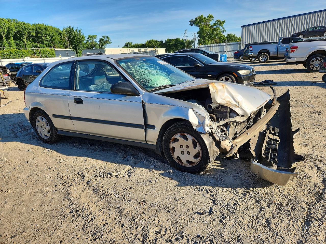 1997 Honda Civic Dx Silver vin: 2HGEJ6443VH108457