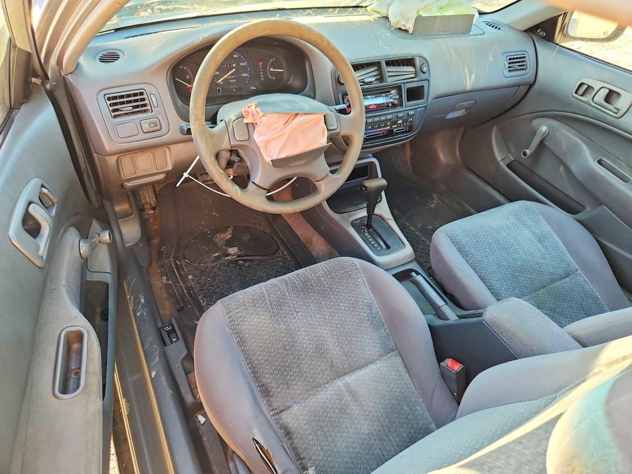 1997 Honda Civic Dx Silver vin: 2HGEJ6443VH108457
