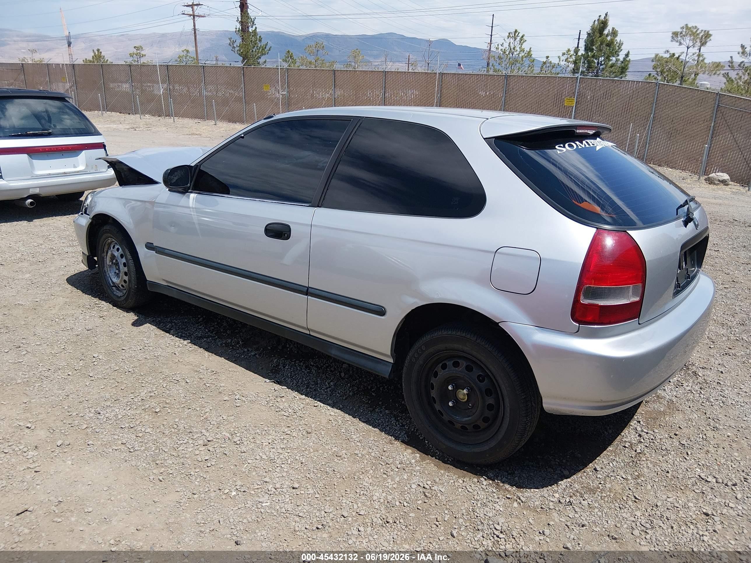 2000 Honda Civic Dx Silver vin: 2HGEJ6445YH107976
