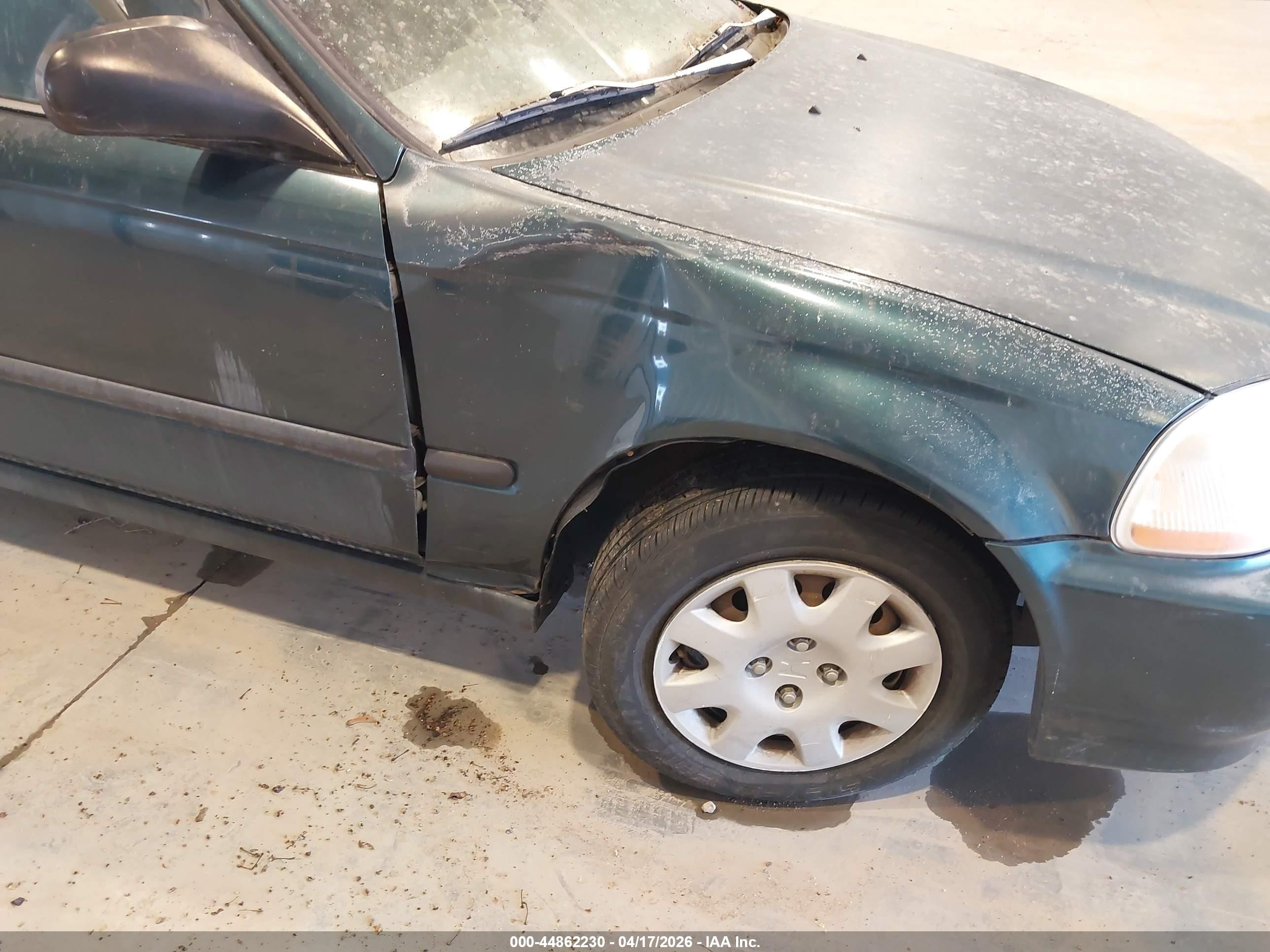 1998 Honda Civic Dx Green vin: 2HGEJ6520WH513030