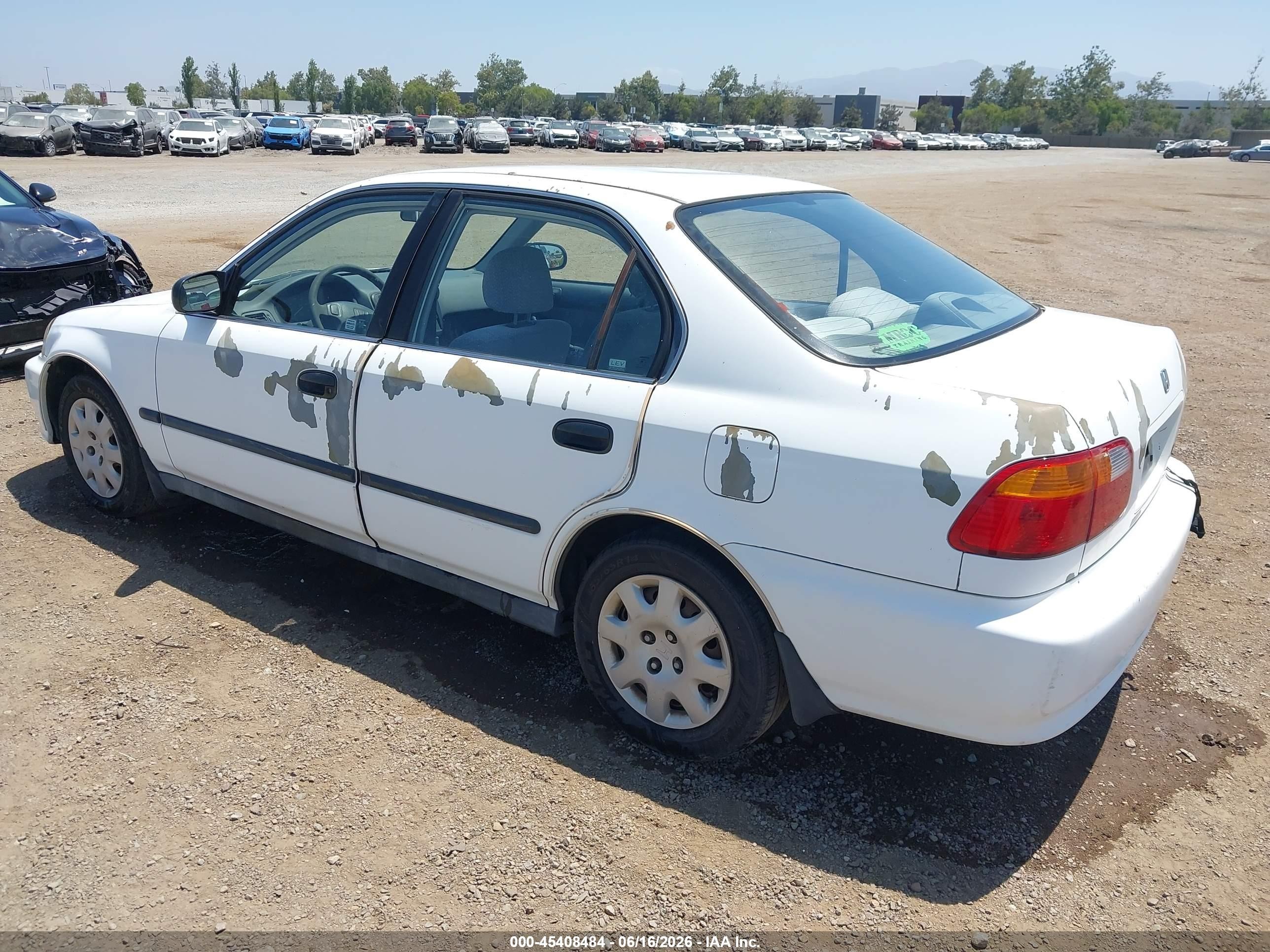 1999 Honda Civic Lx White vin: 2HGEJ6575XH556341