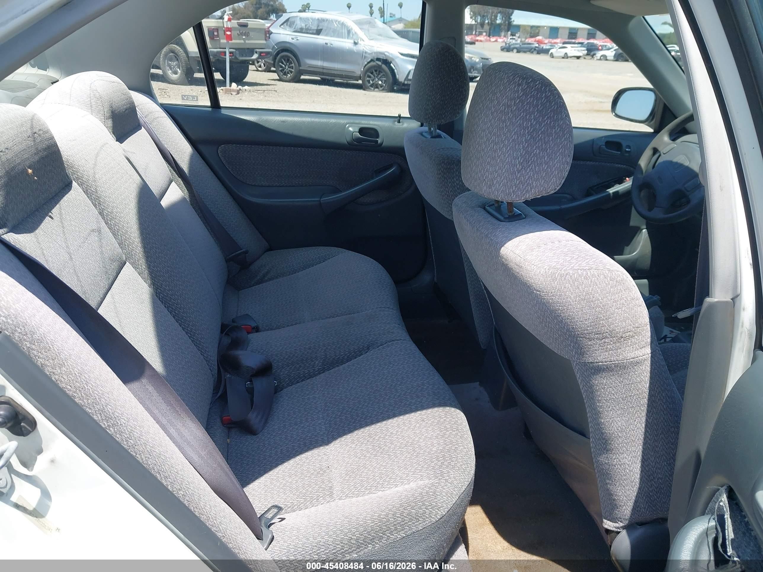 1999 Honda Civic Lx White vin: 2HGEJ6575XH556341