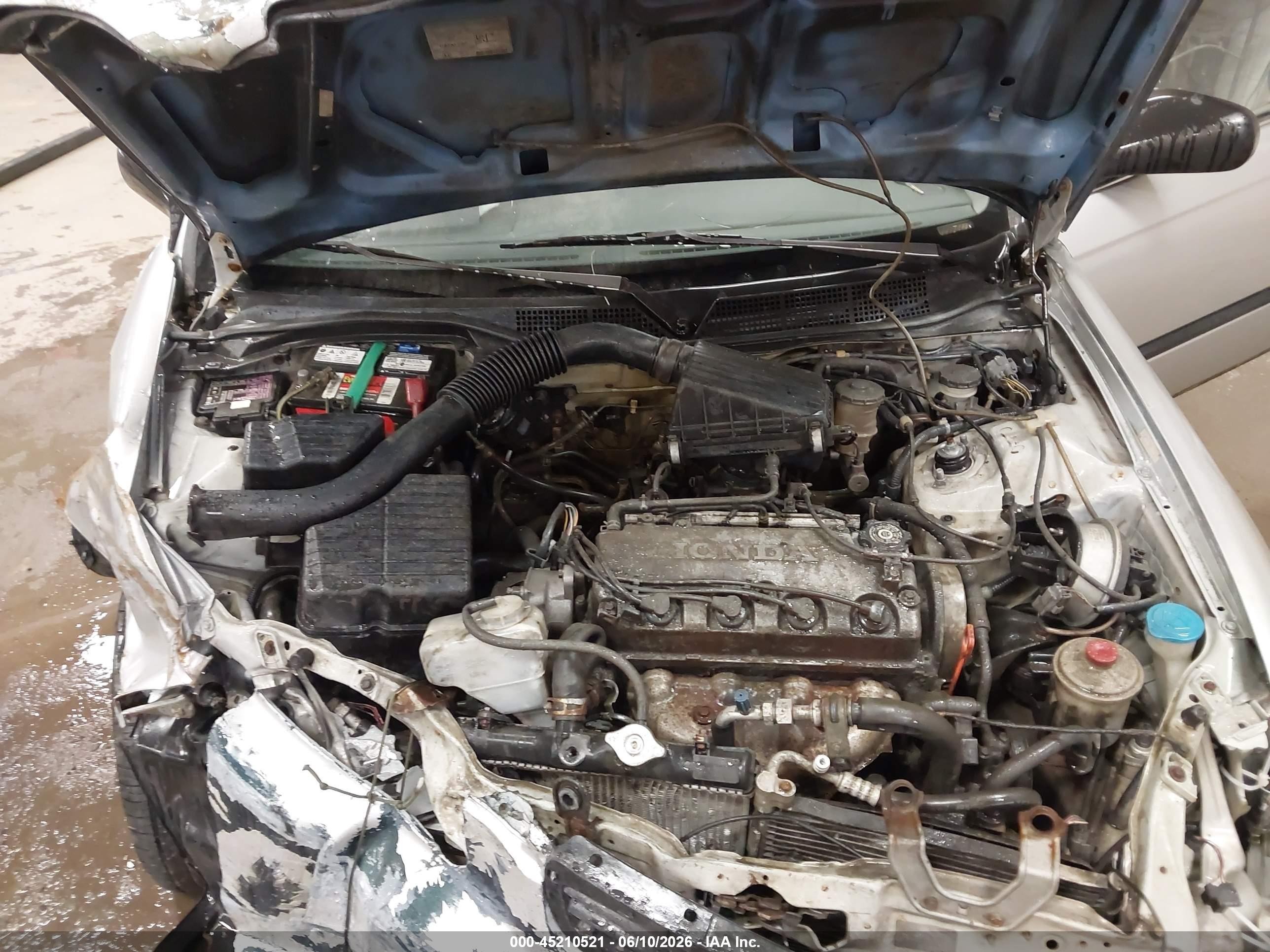 1999 Honda Civic Lx Silver vin: 2HGEJ6576XH560009