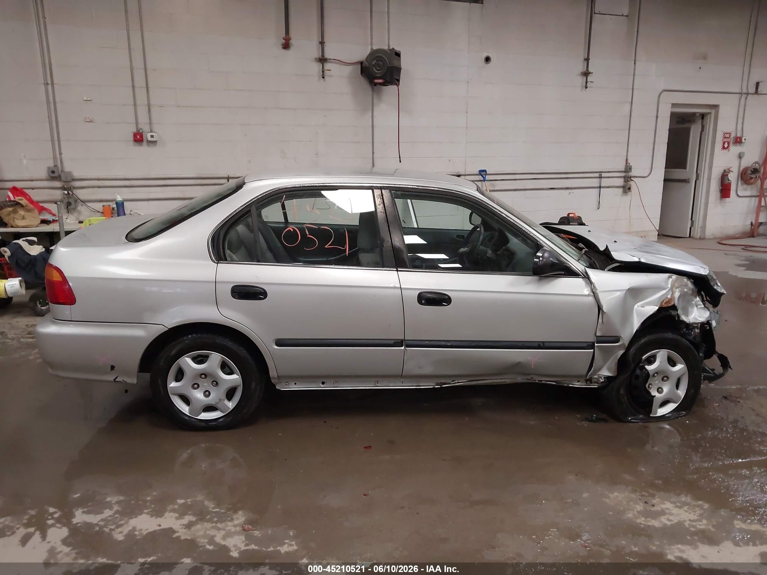 1999 Honda Civic Lx Silver vin: 2HGEJ6576XH560009