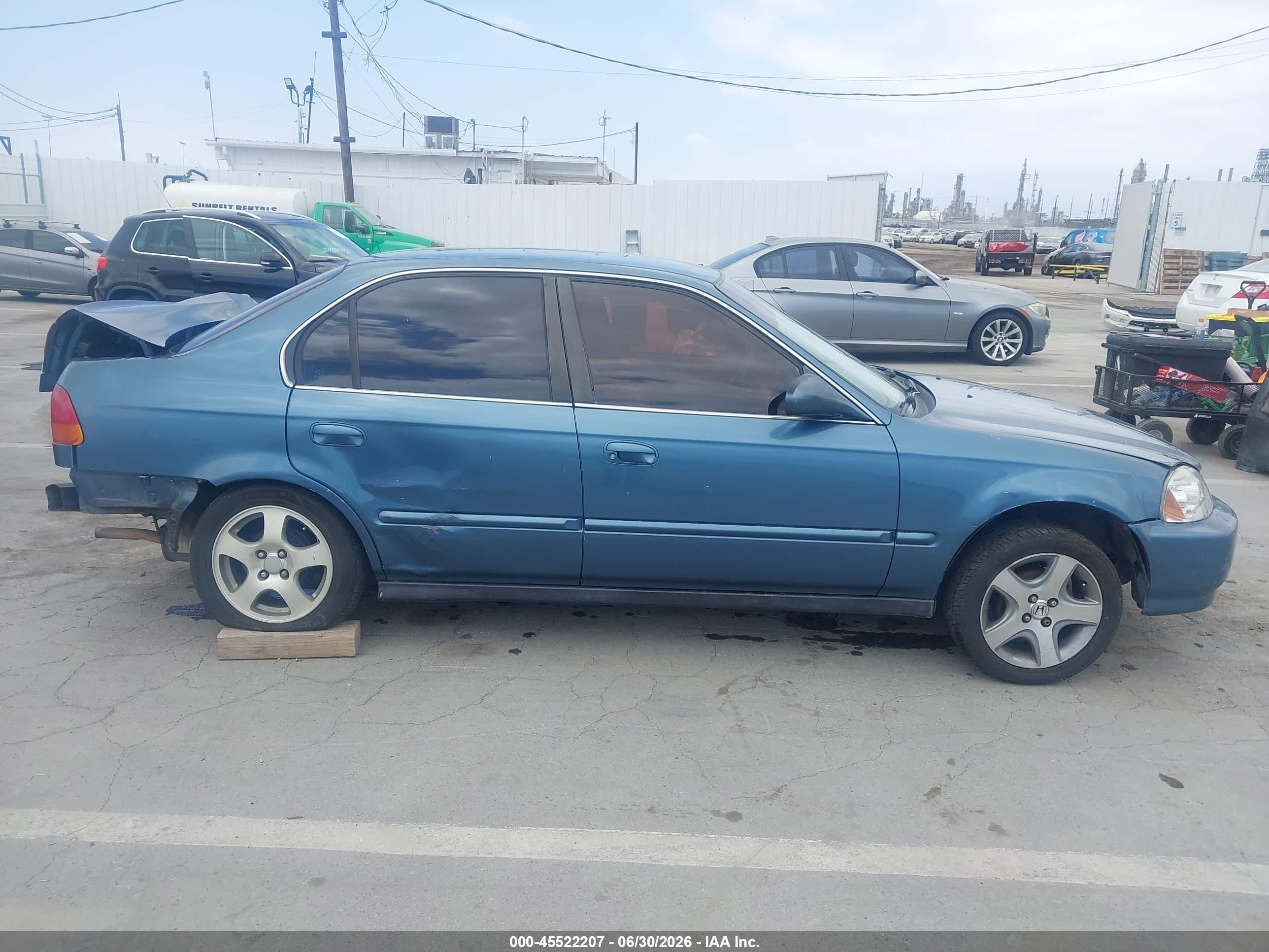 1998 Honda Civic Lx Blue vin: 2HGEJ6577WH500982
