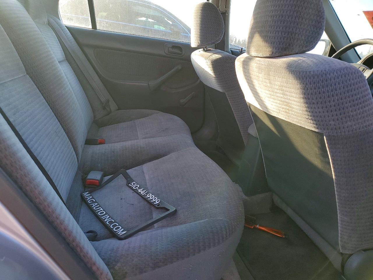 1999 Honda Civic Base Silver vin: 2HGEJ6611XH585197