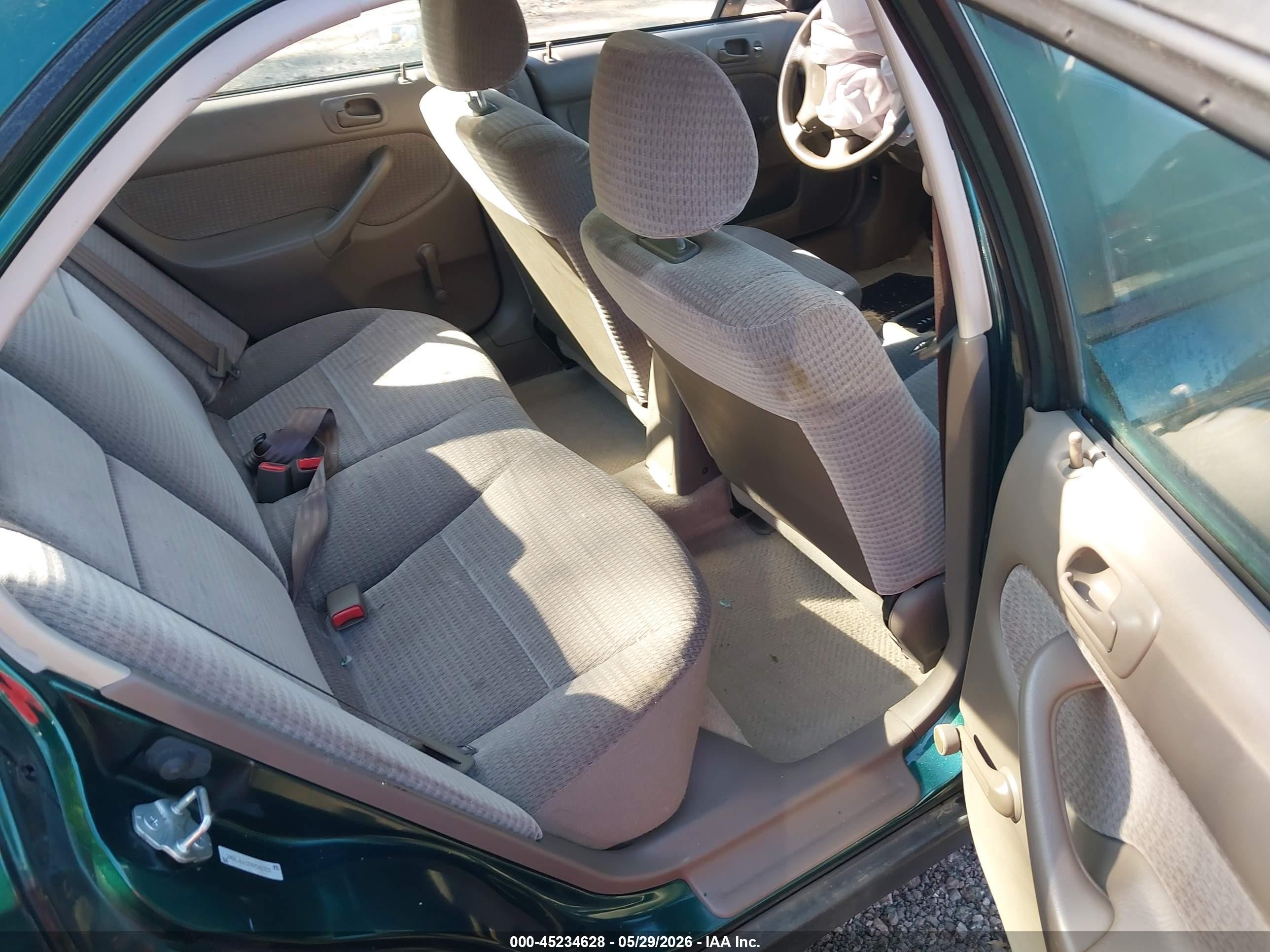 2000 Honda Civic Value Package Green vin: 2HGEJ6611YH540701