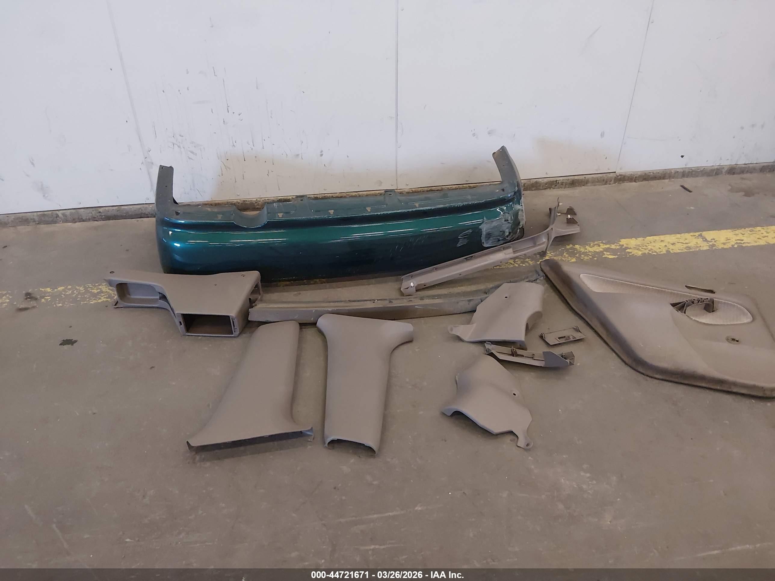 1999 Honda Civic Value Package Зеленый vin: 2HGEJ6612XH528829