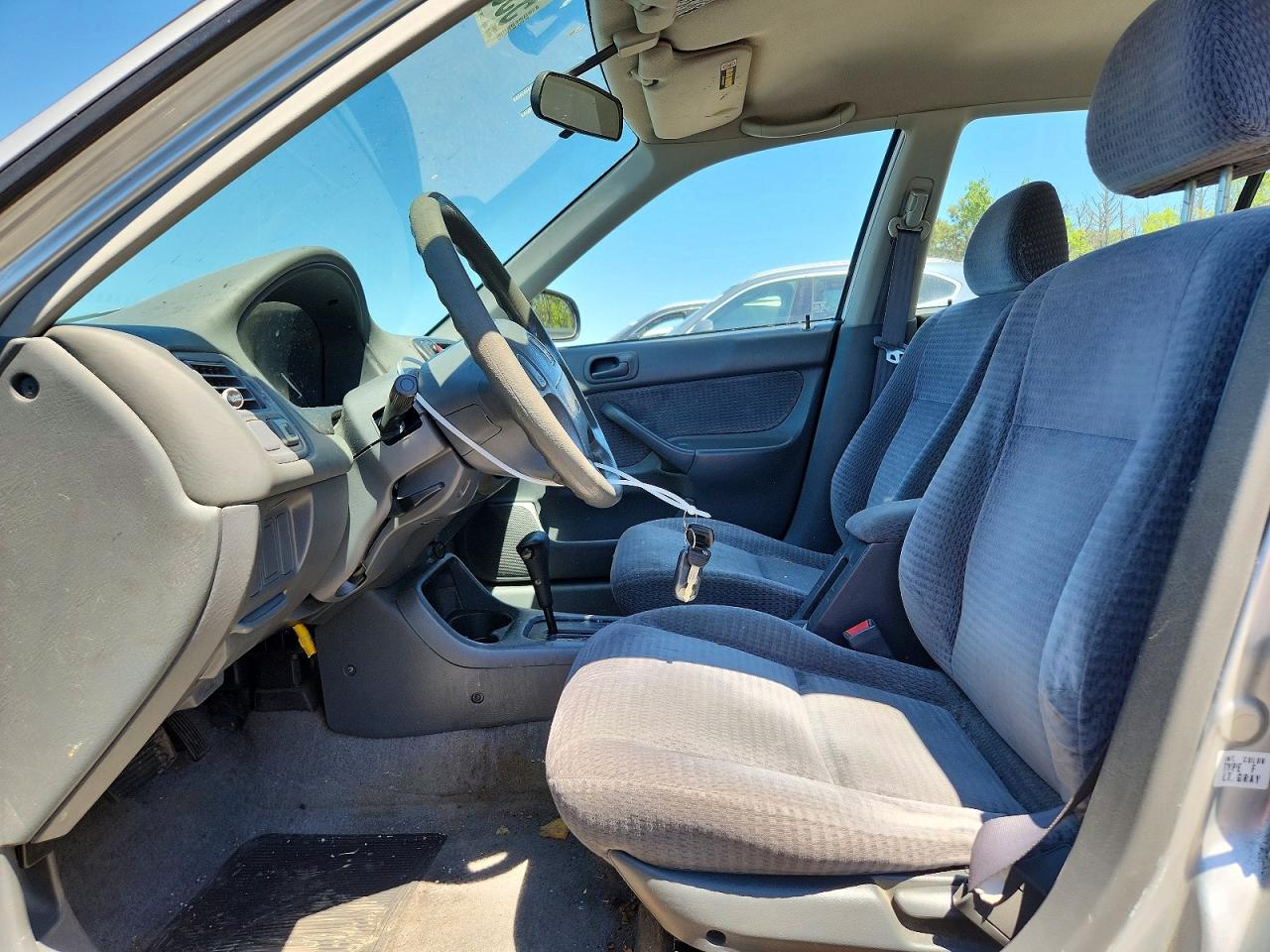 1999 Honda Civic Base Silver vin: 2HGEJ6612XH541029