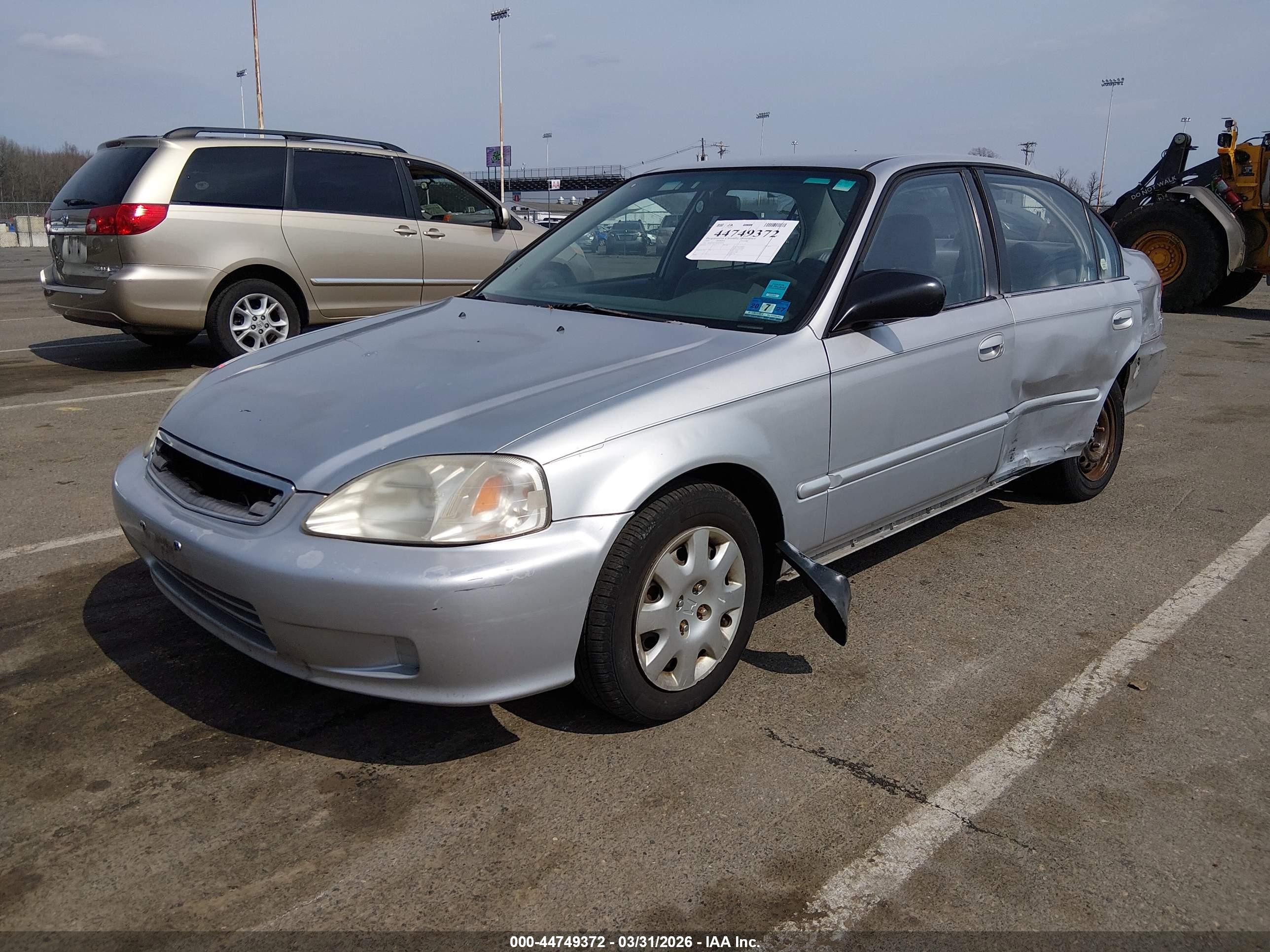1999 Honda Civic Value Package Silver vin: 2HGEJ6612XH572264