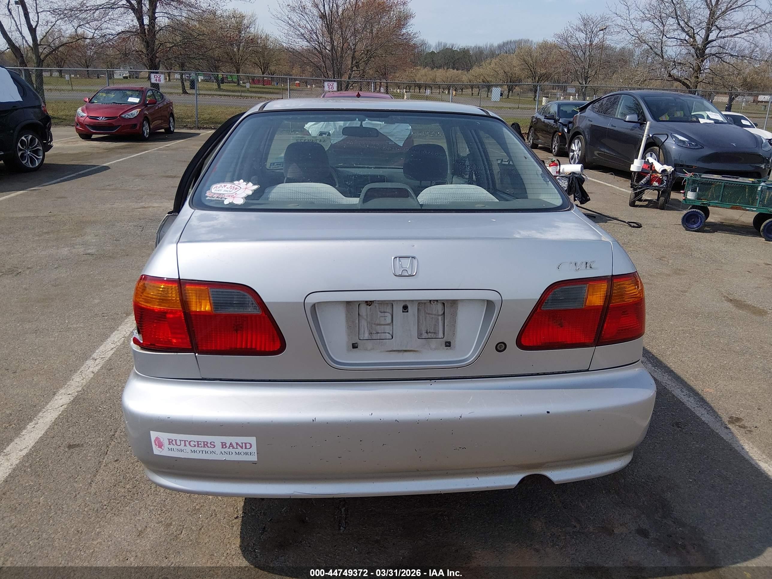 1999 Honda Civic Value Package Silver vin: 2HGEJ6612XH572264