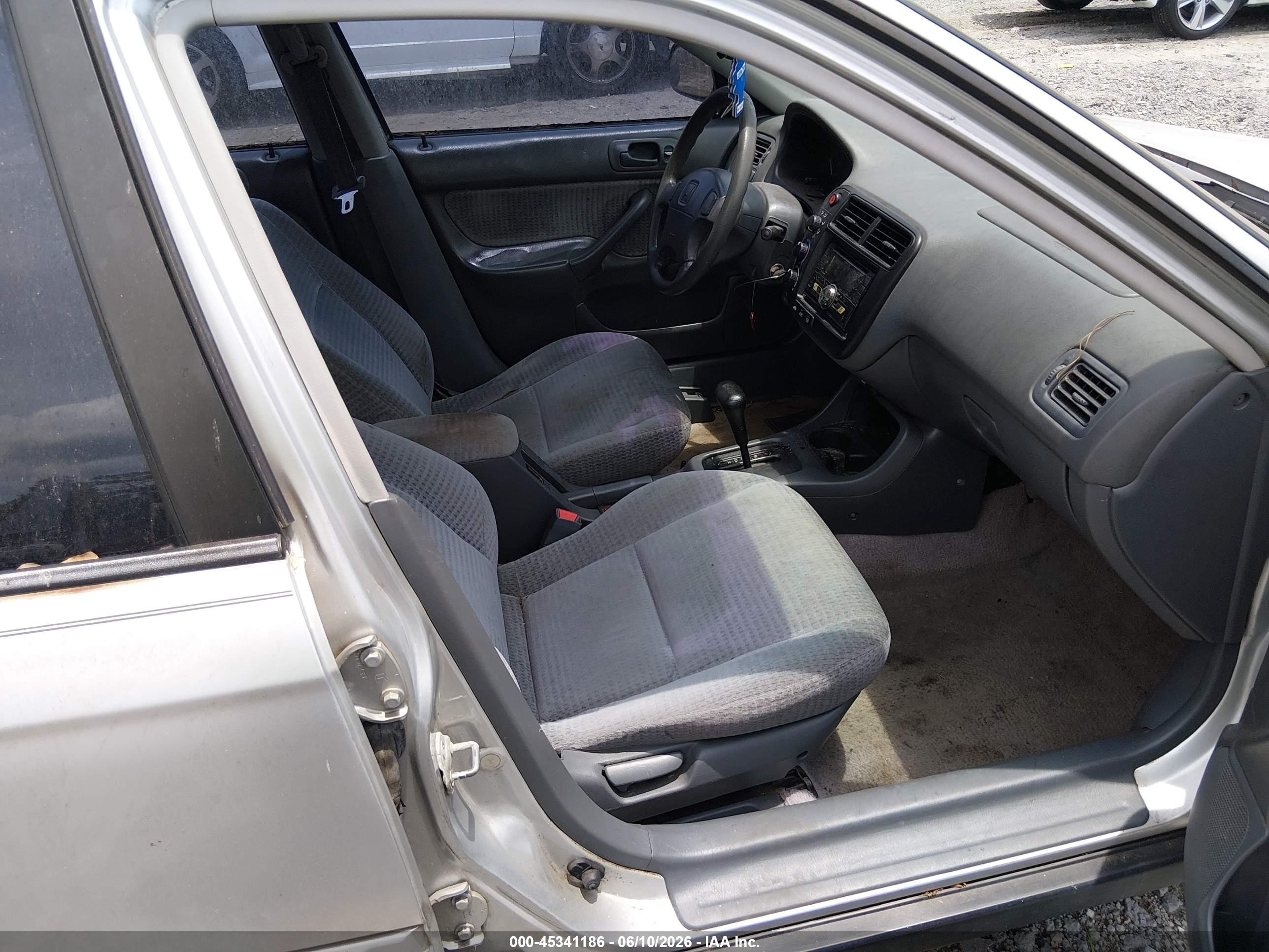 2000 Honda Civic Value Package Silver vin: 2HGEJ6612YH579233