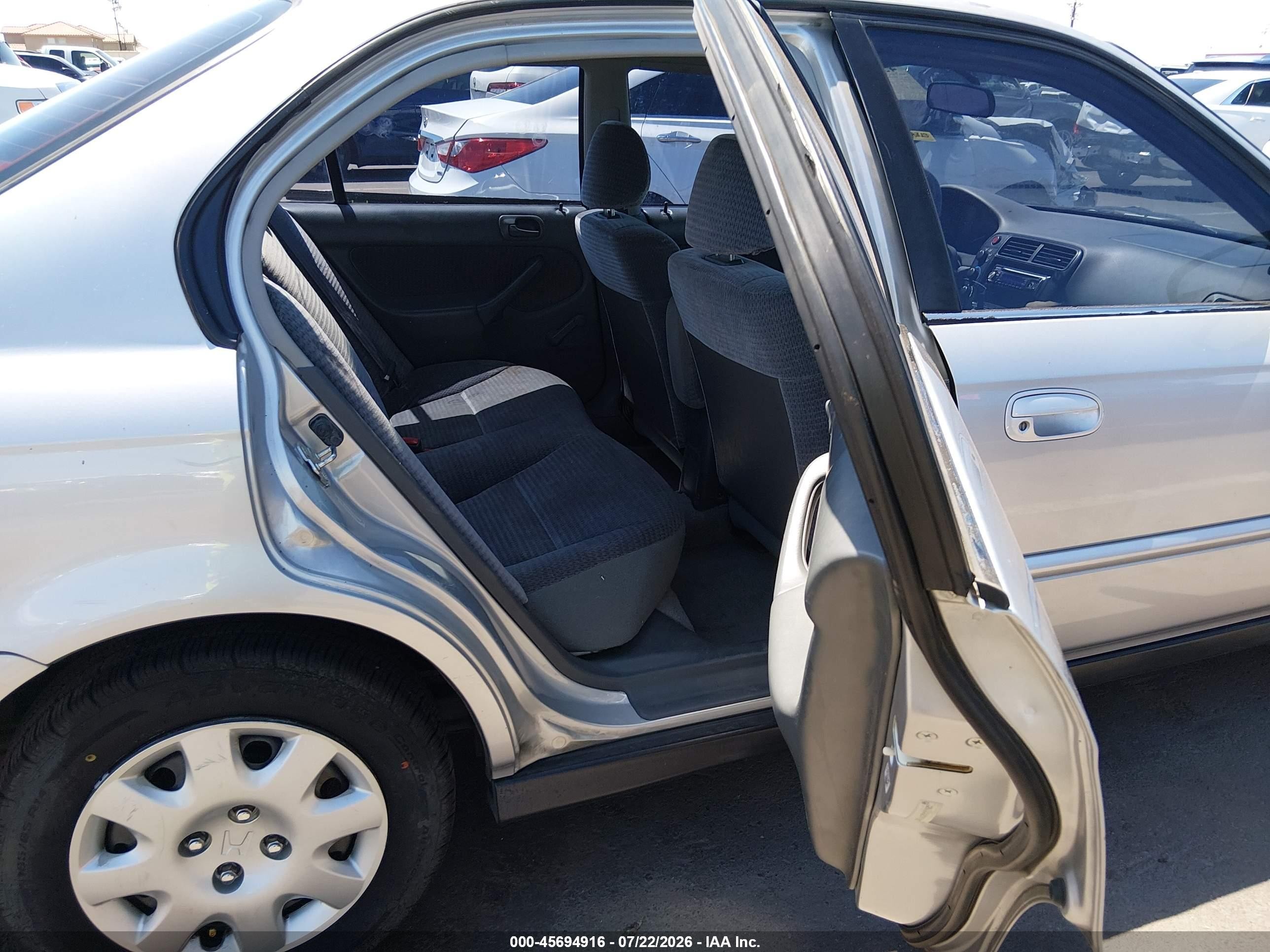 2000 Honda Civic Value Package Серебряный vin: 2HGEJ6612YH597425