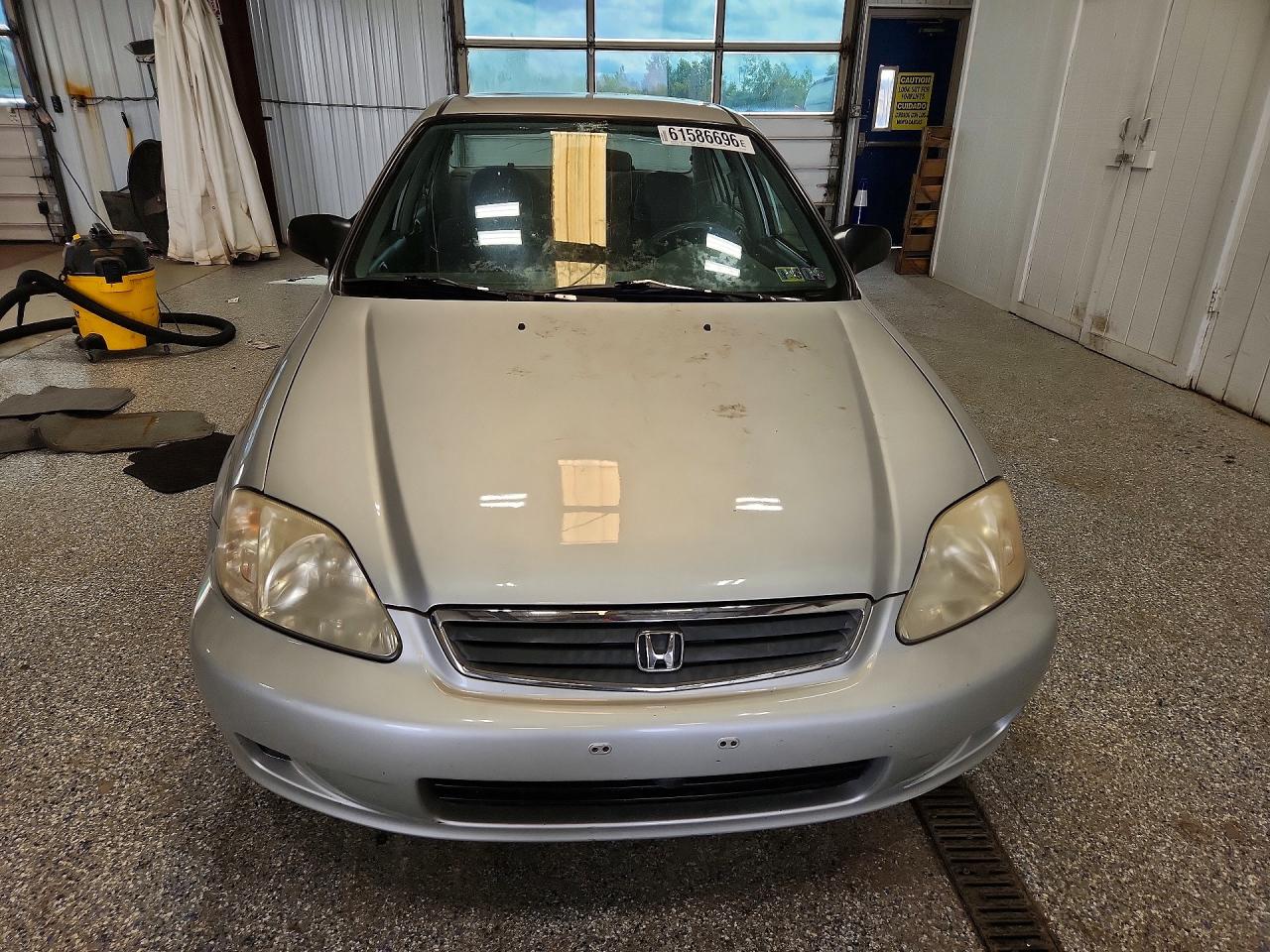2000 Honda Civic Base Silver vin: 2HGEJ6615YH574530