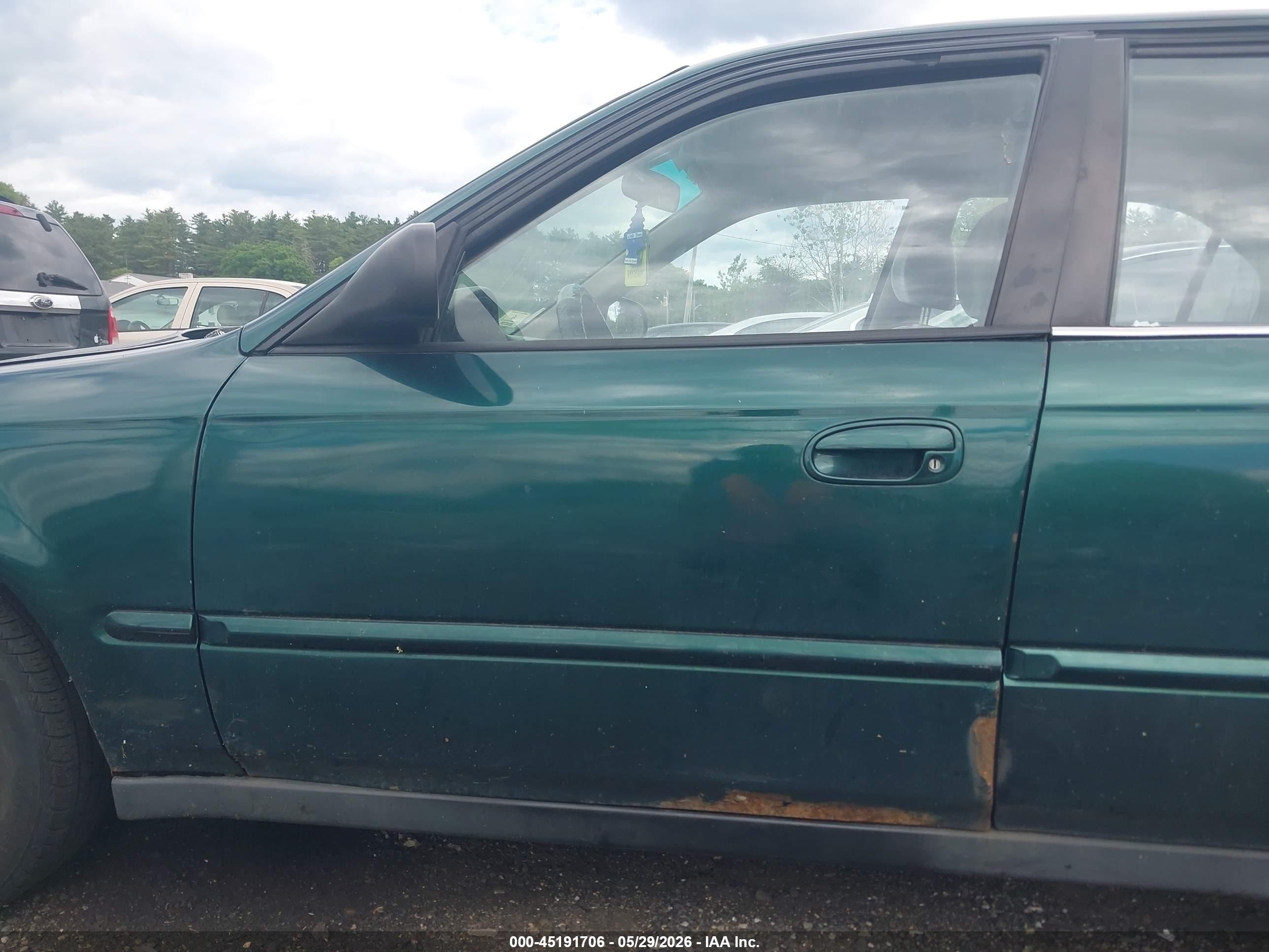 2000 Honda Civic Value Package Green vin: 2HGEJ6617YH527337