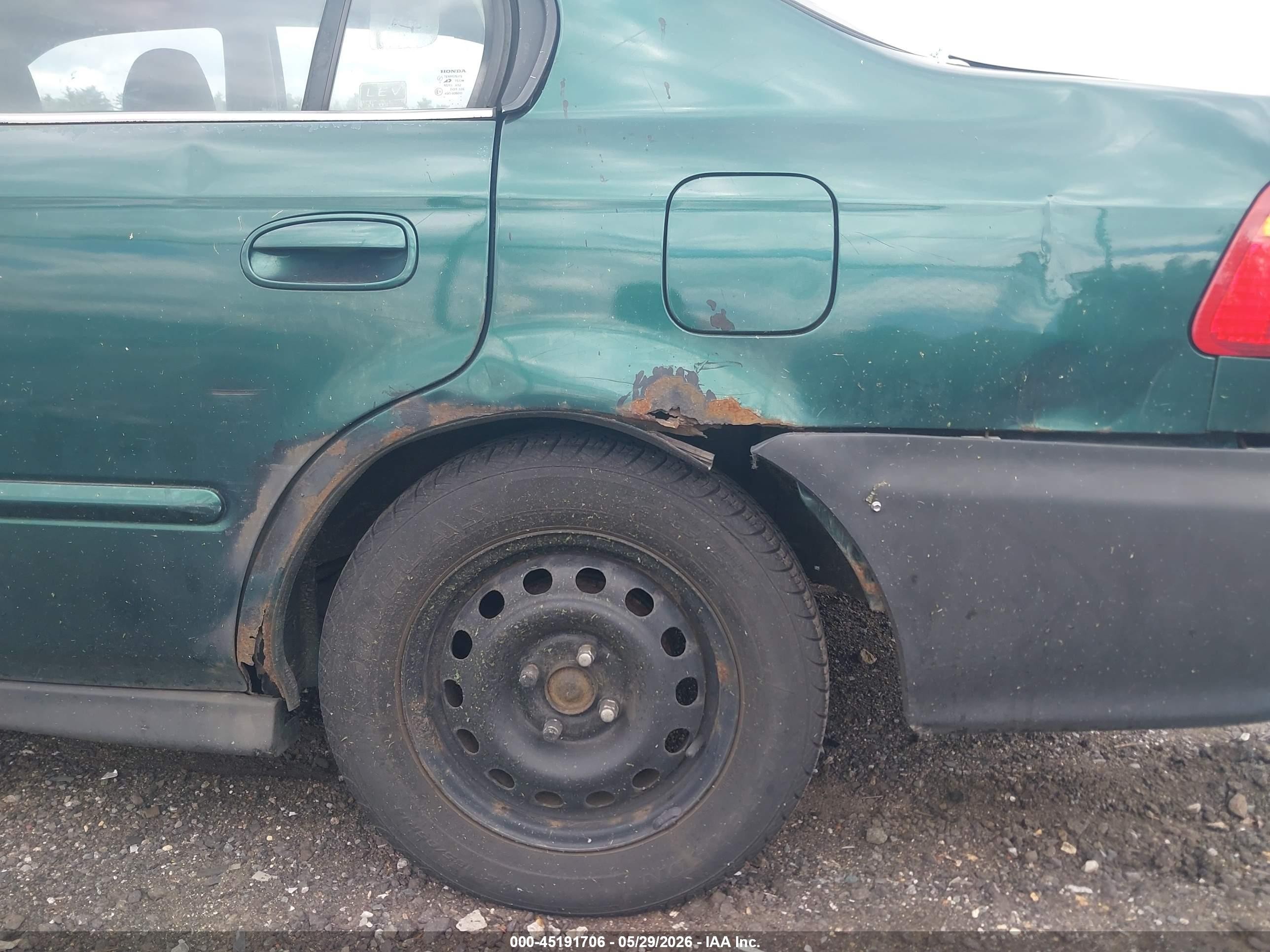 2000 Honda Civic Value Package Green vin: 2HGEJ6617YH527337