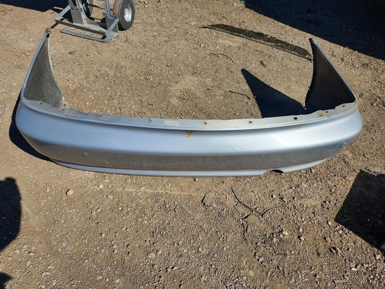 2000 Honda Civic Base Silver vin: 2HGEJ6618YH565319