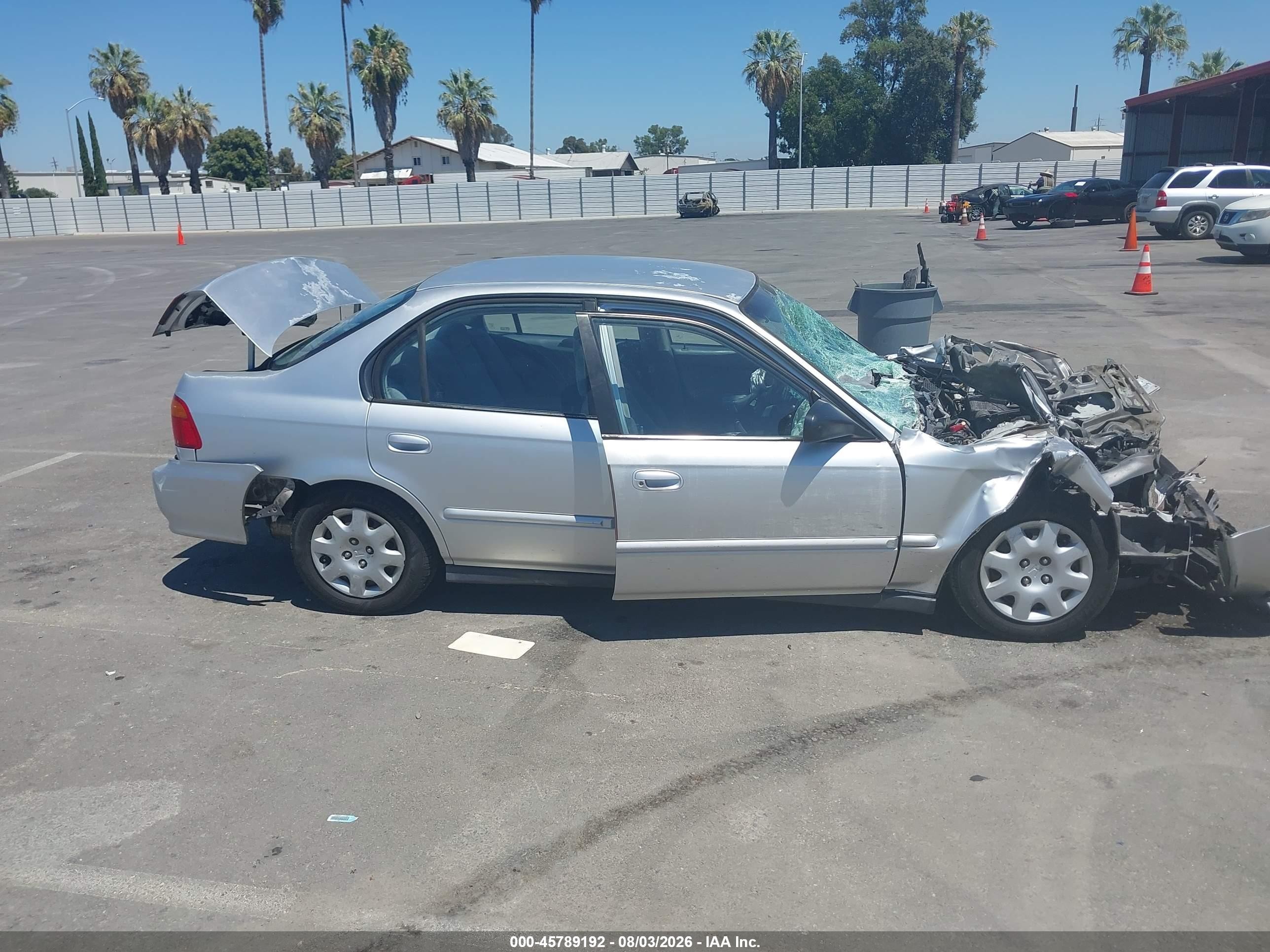 2000 Honda Civic Value Package Серебряный vin: 2HGEJ6618YH565689