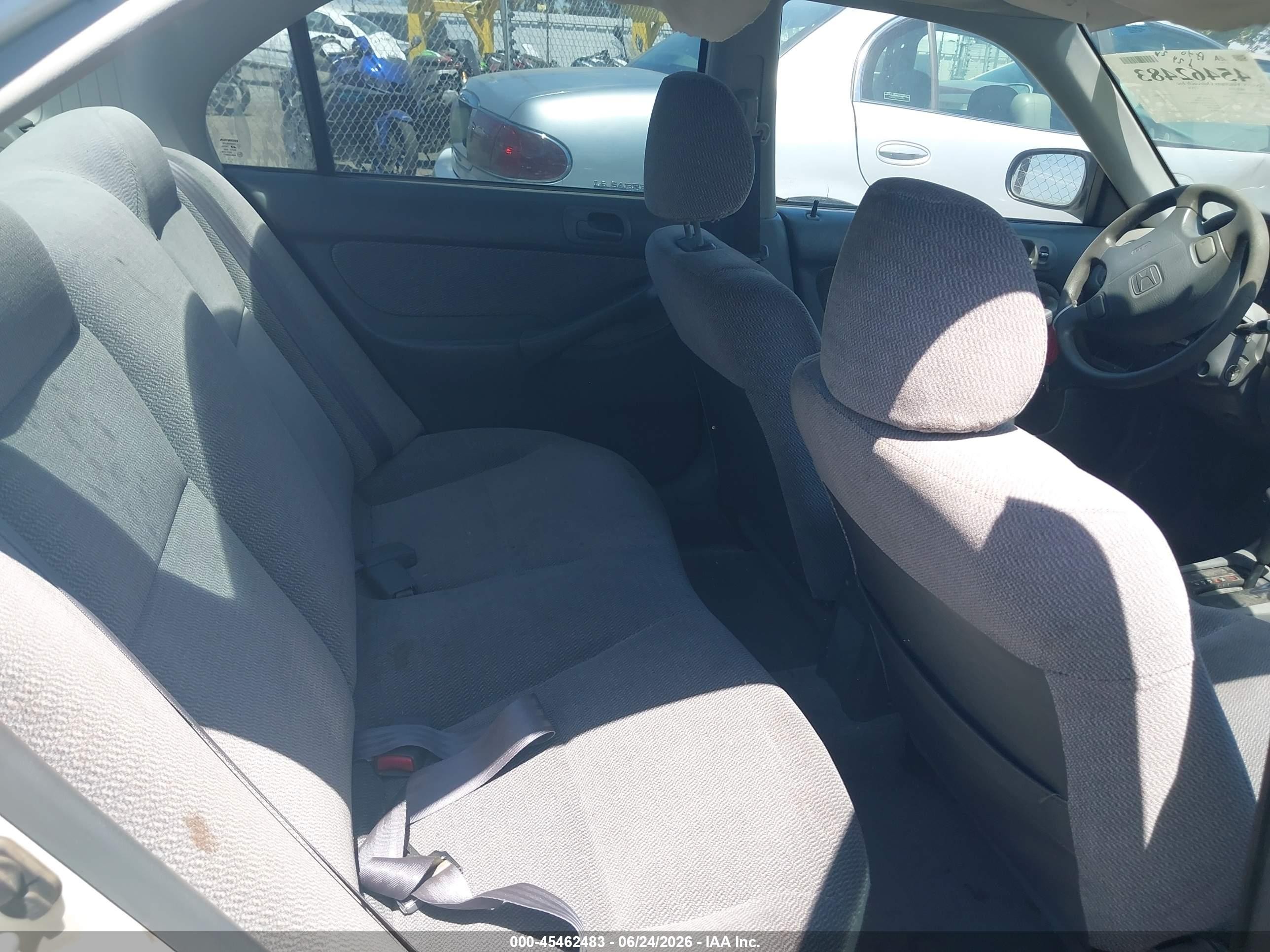1998 Honda Civic Lx Белый vin: 2HGEJ6670WH613946