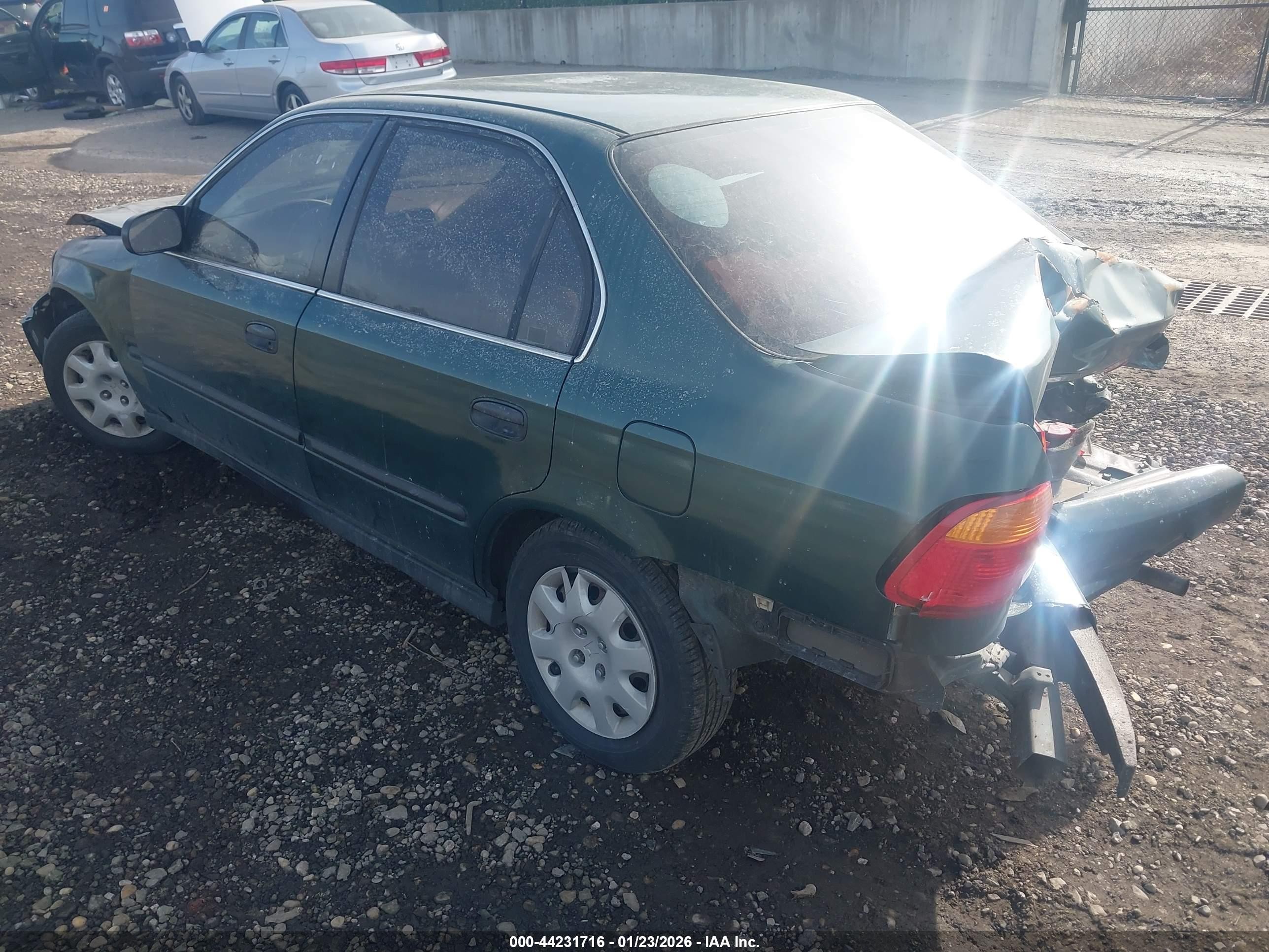 1999 Honda Civic Lx Зеленый vin: 2HGEJ6671XH573555