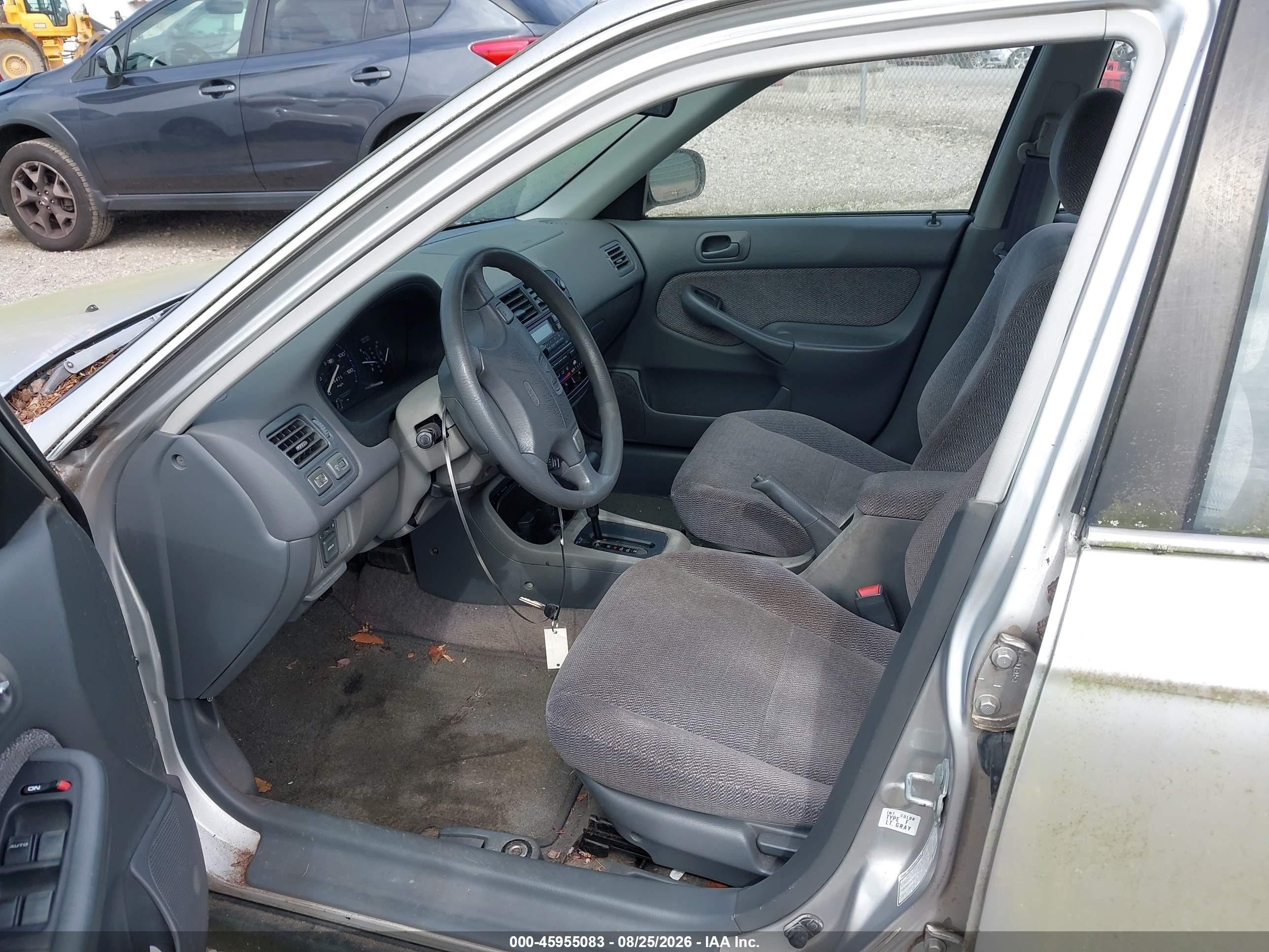 1998 Honda Civic Lx Silver vin: 2HGEJ6678WH508555