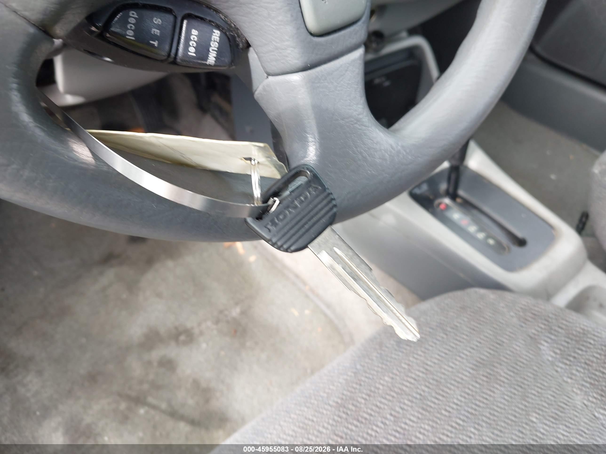 1998 Honda Civic Lx Silver vin: 2HGEJ6678WH508555