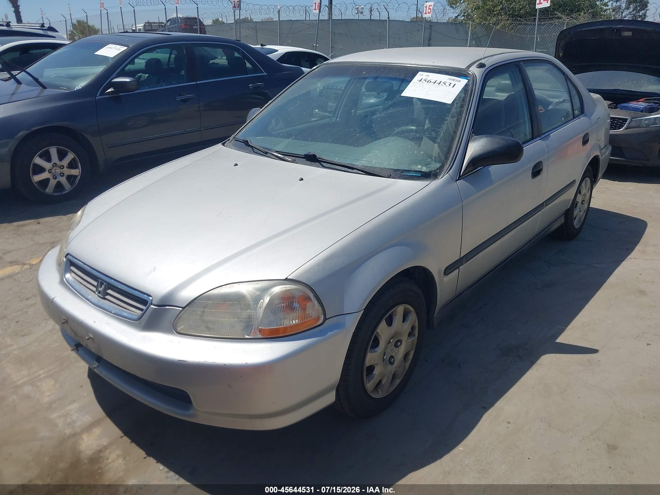 1998 Honda Civic Lx Silver vin: 2HGEJ6678WH514663