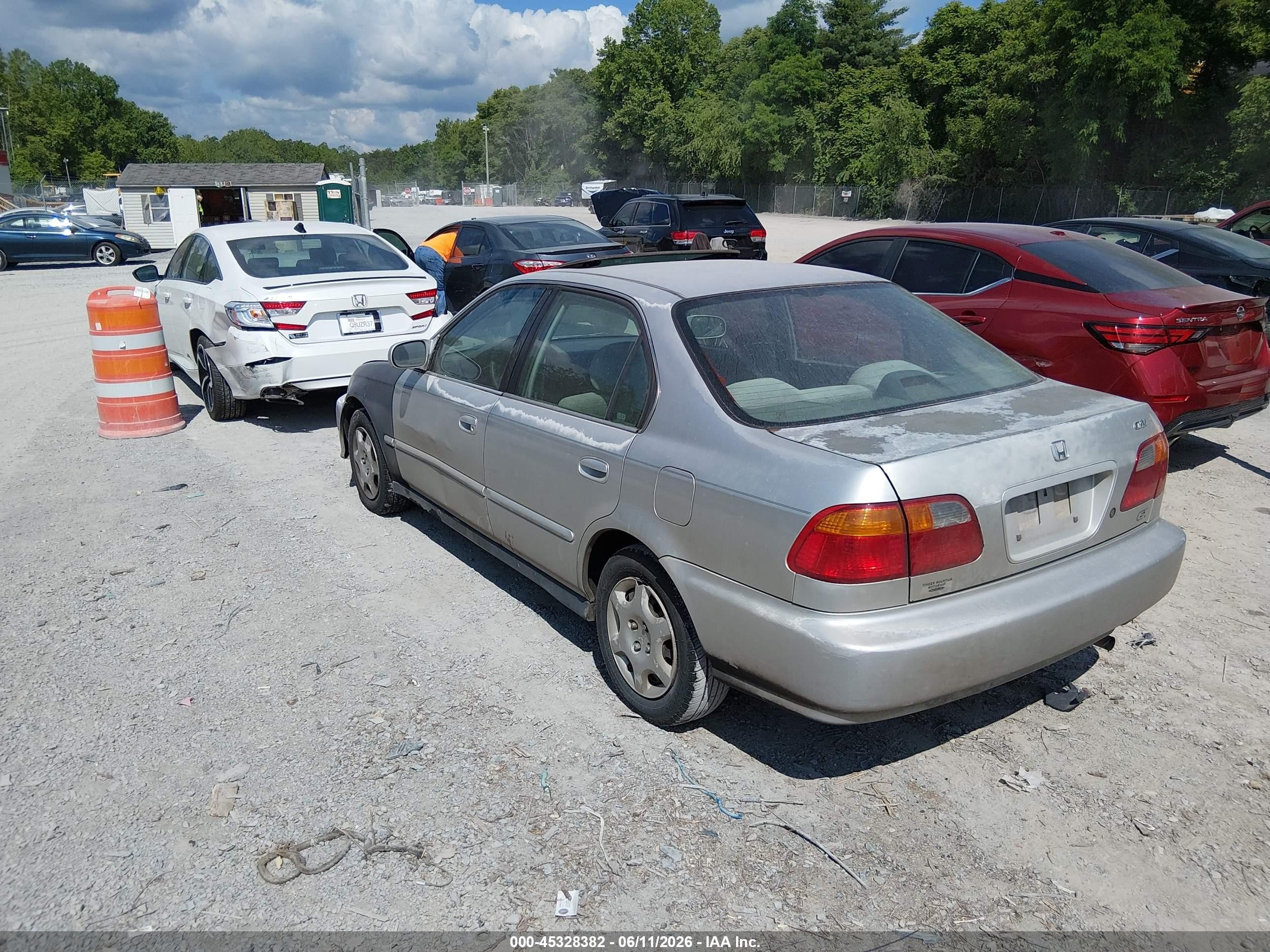 1999 Honda Civic Ex Silver vin: 2HGEJ8648XH587261
