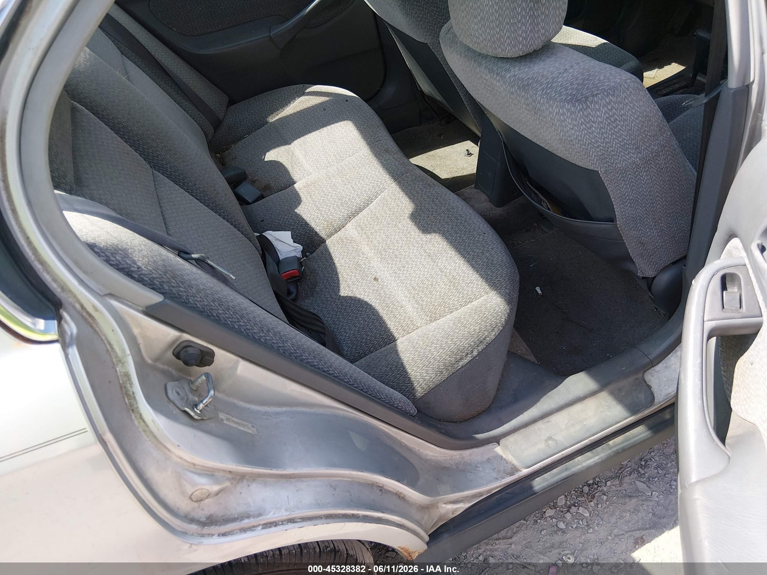 1999 Honda Civic Ex Silver vin: 2HGEJ8648XH587261