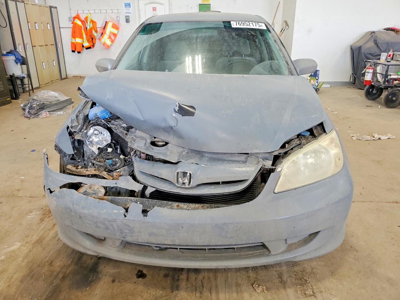2005 Honda Civic Dx Vp Gray vin: 2HGES15375H046213