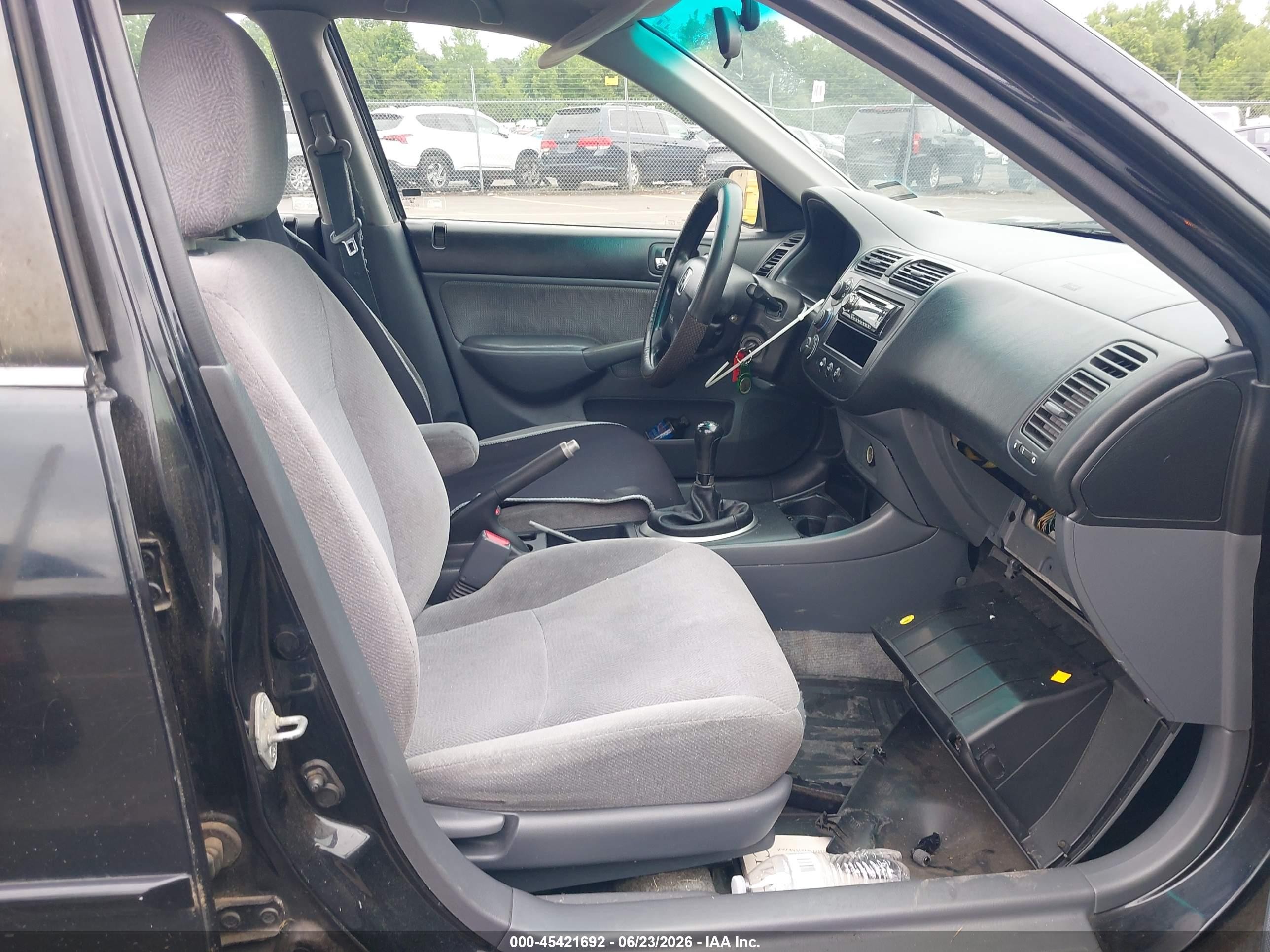 2002 Honda Civic Lx Black vin: 2HGES15582H588921