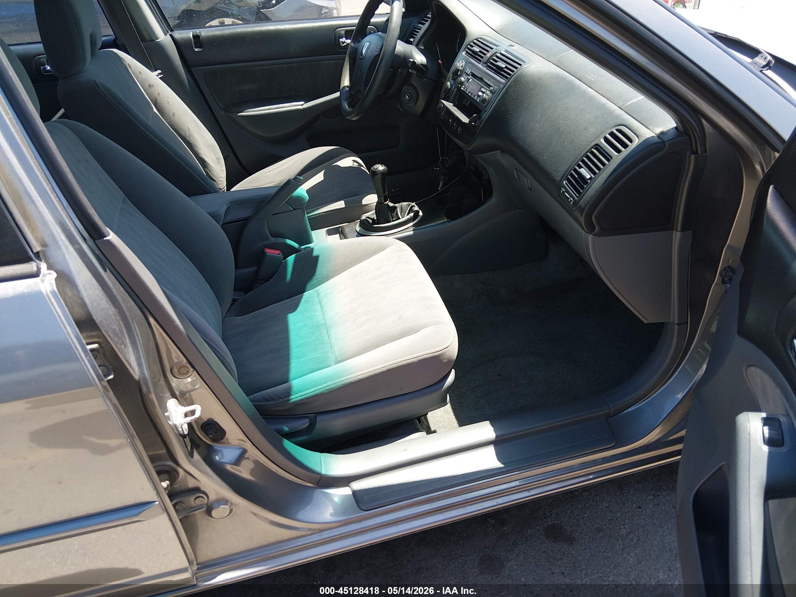 2004 Honda Civic Lx Gray vin: 2HGES15584H622262