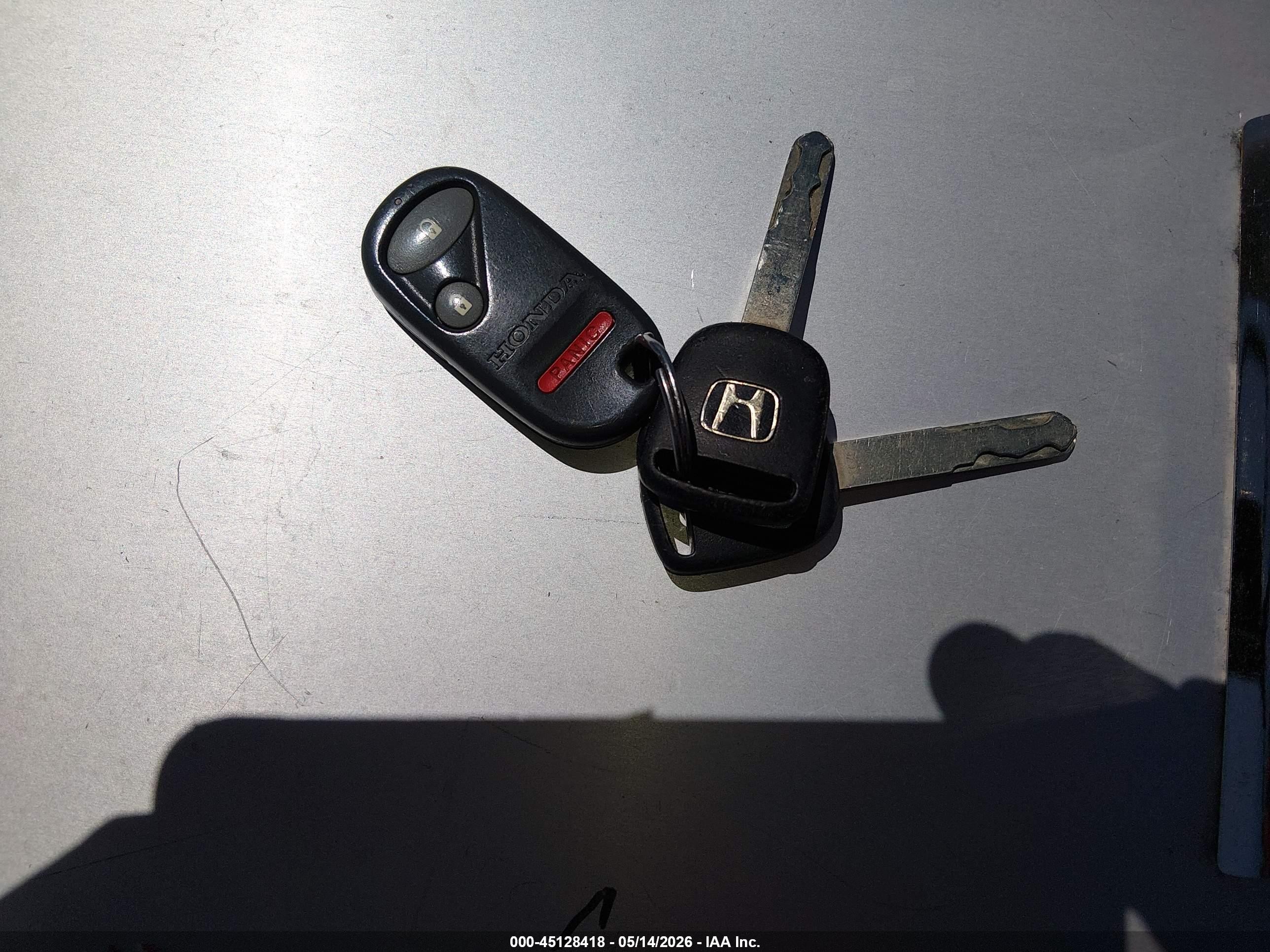 2004 Honda Civic Lx Gray vin: 2HGES15584H622262