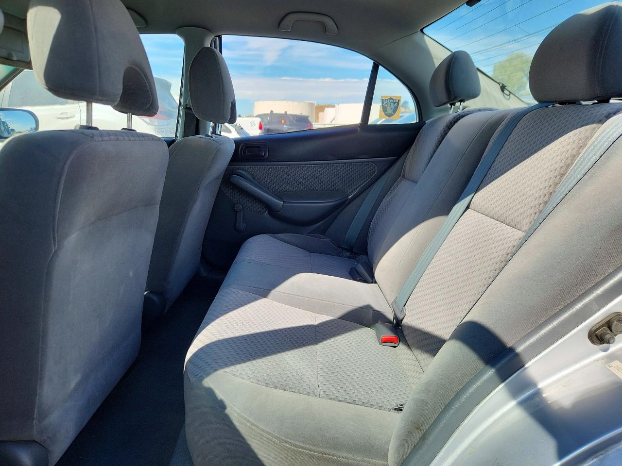 2003 Honda Civic Dx Серебряный vin: 2HGES16103H567879