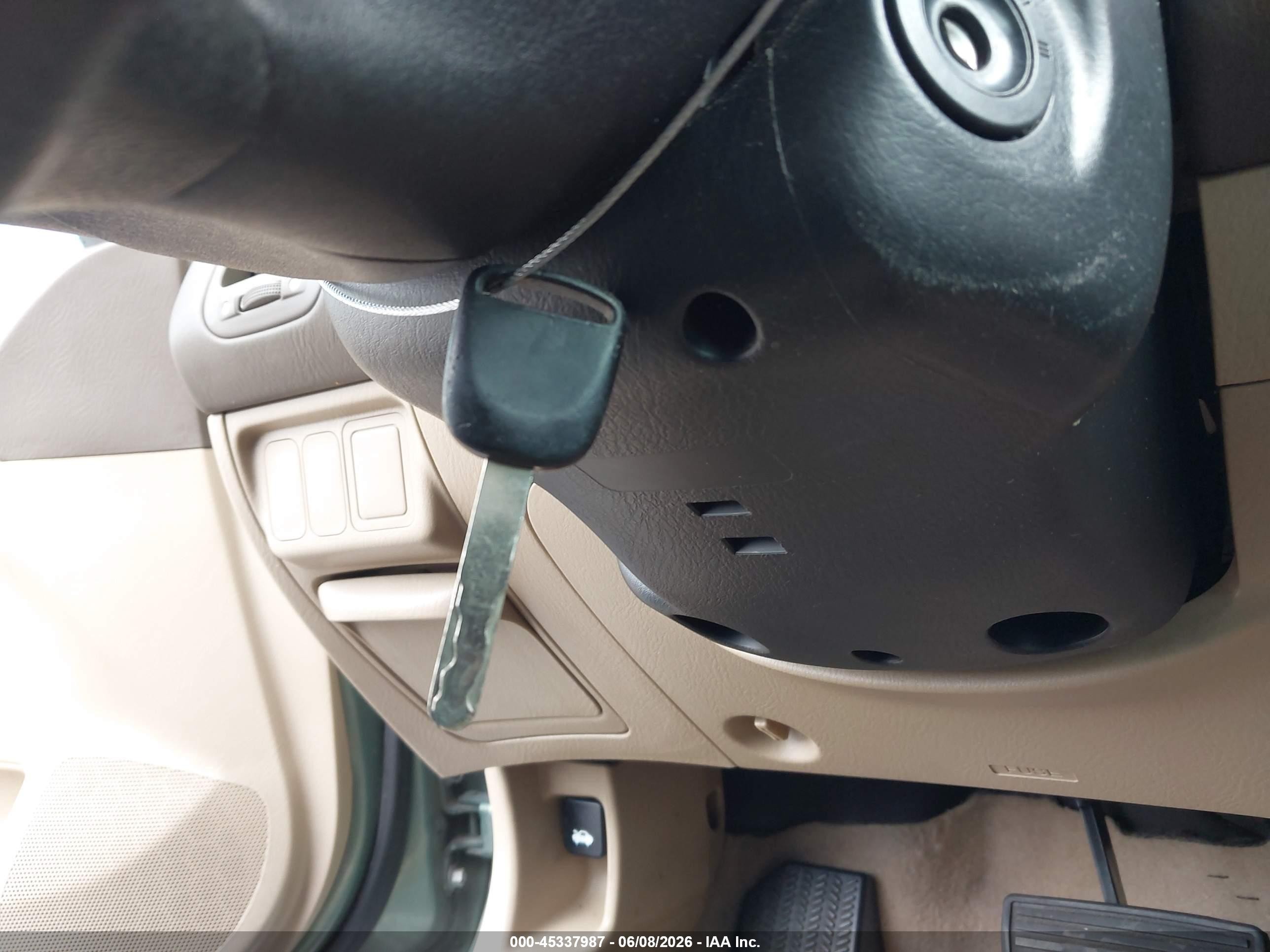 2004 Honda Civic Vp Зеленый vin: 2HGES16354H554337