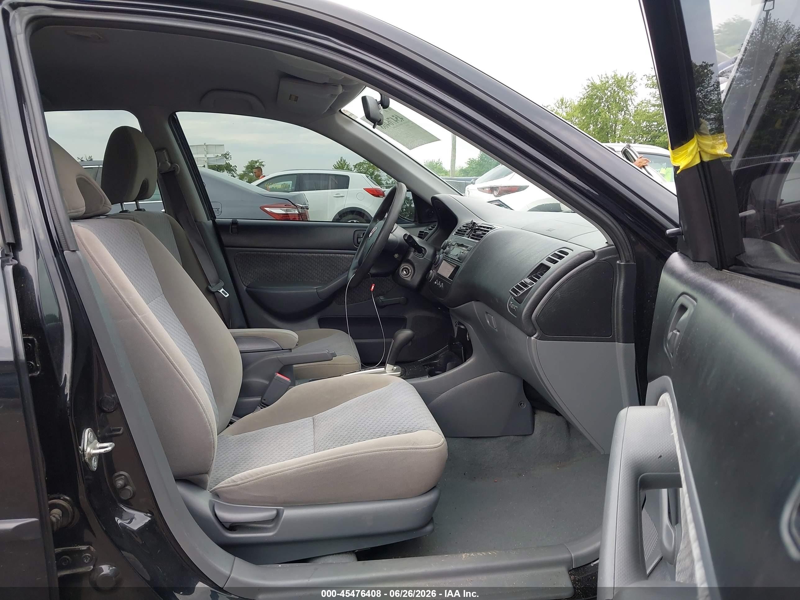 2005 Honda Civic Vp Черный vin: 2HGES16365H624719