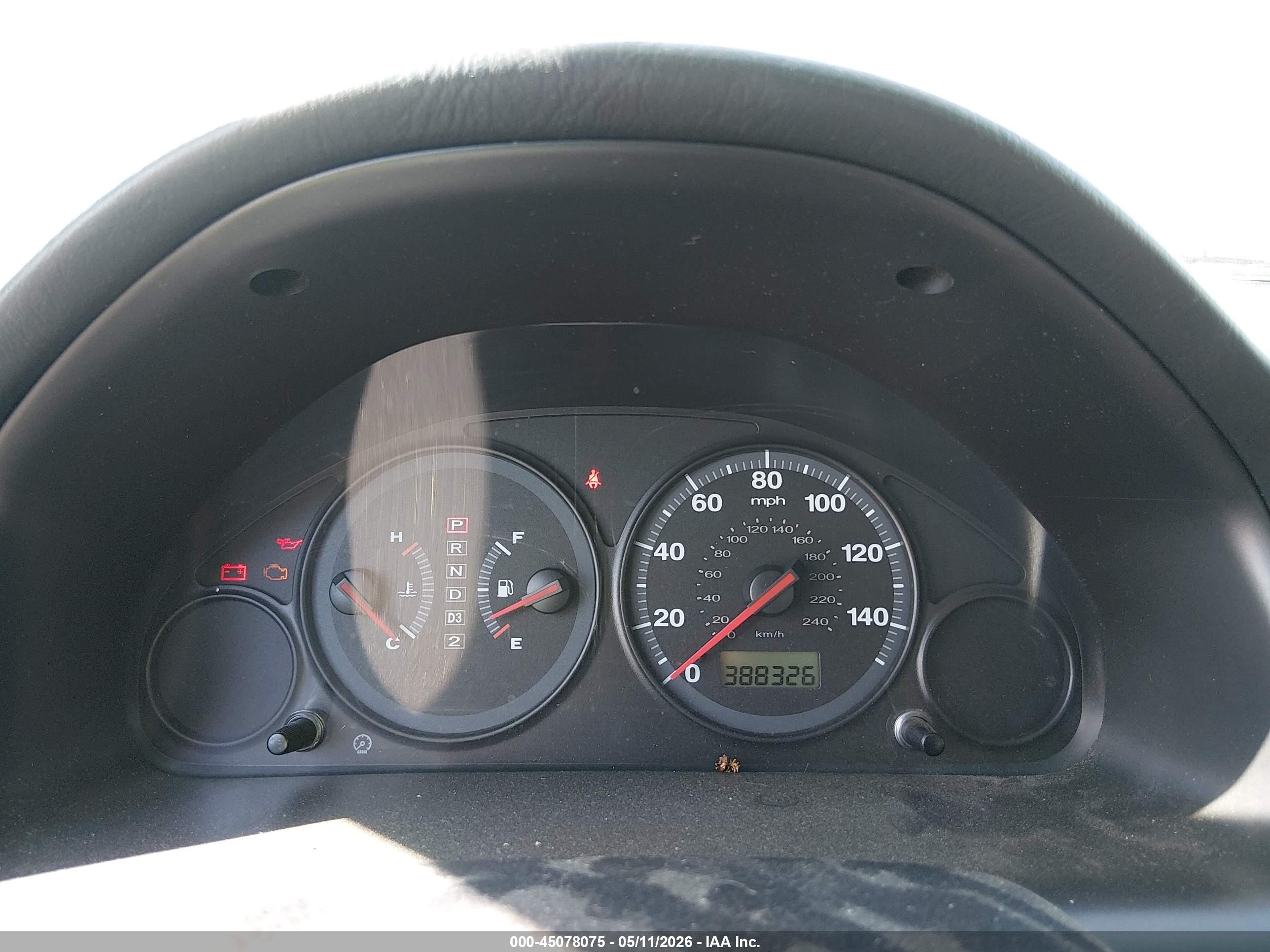 2004 Honda Civic Vp Silver vin: 2HGES16384H563808