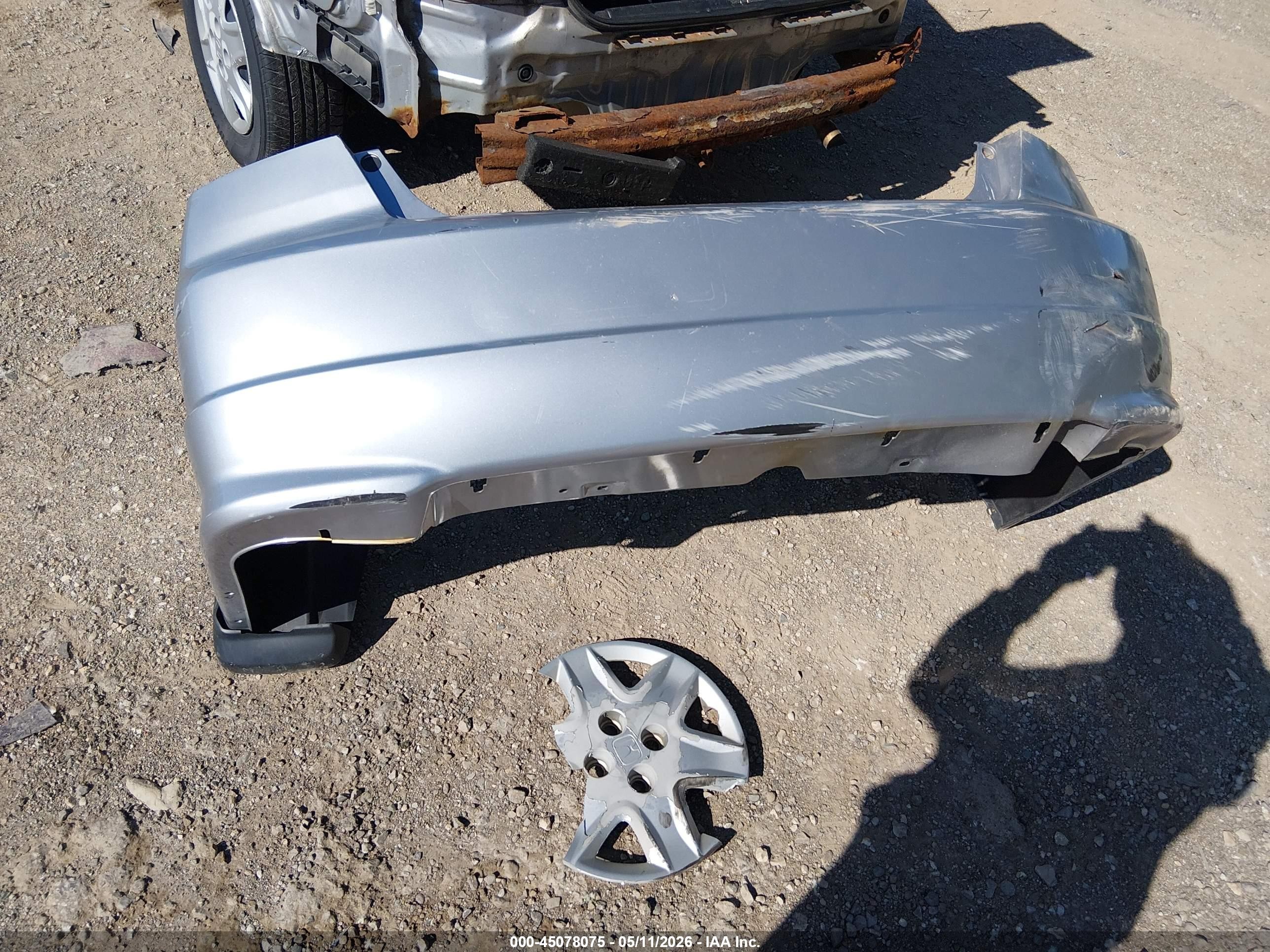 2004 Honda Civic Vp Silver vin: 2HGES16384H563808
