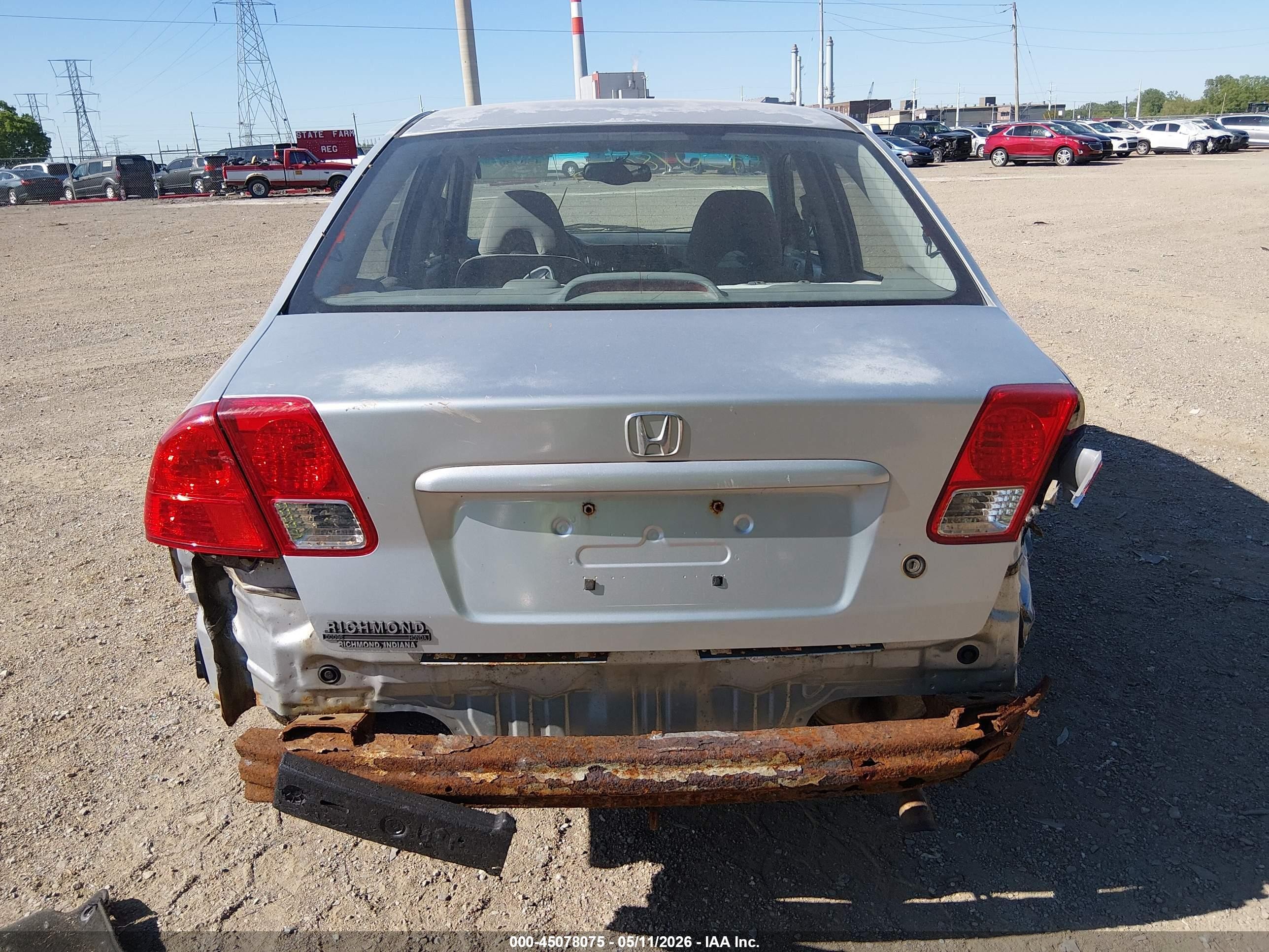 2004 Honda Civic Vp Silver vin: 2HGES16384H563808