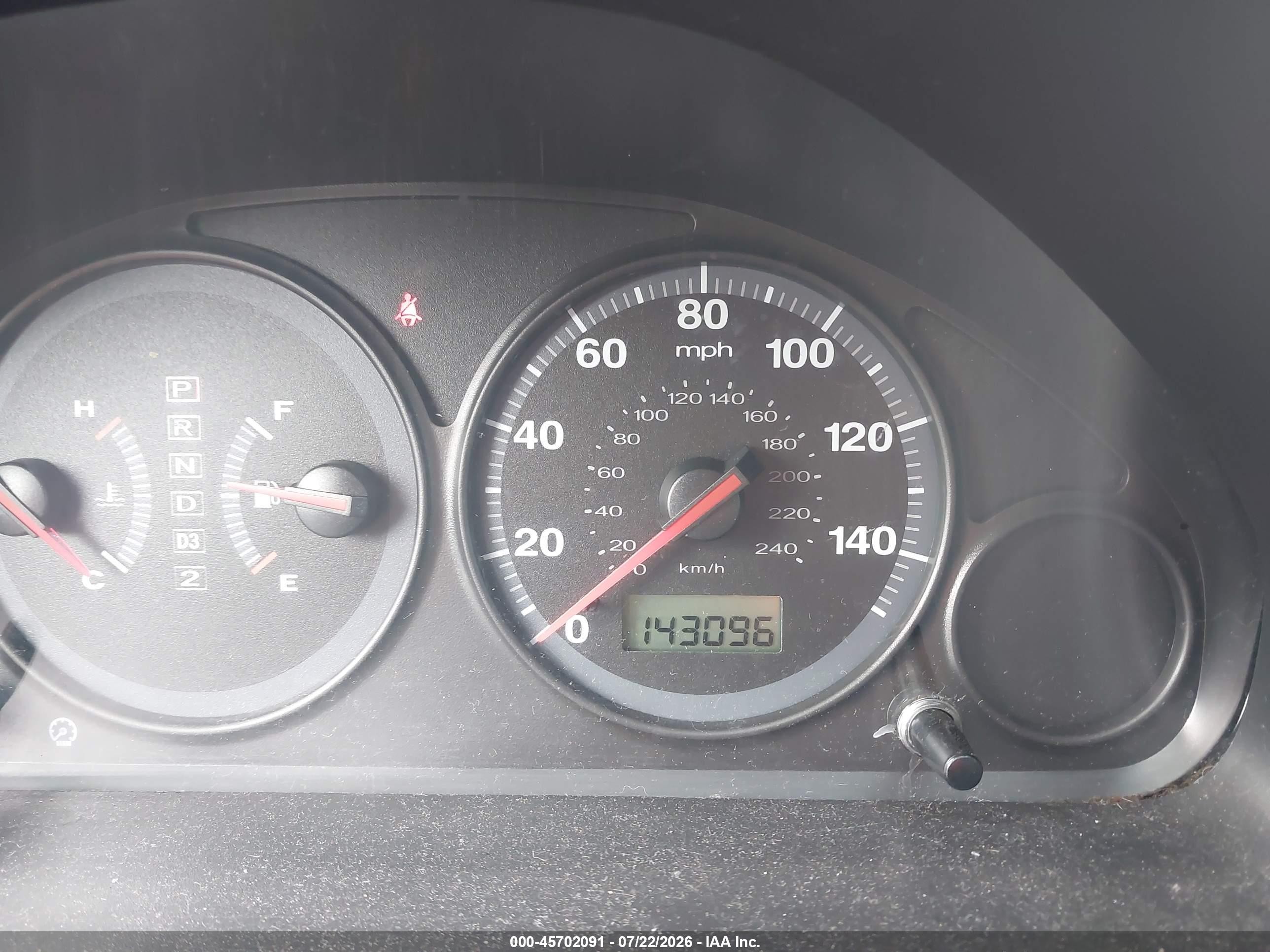 2004 Honda Civic Vp Silver vin: 2HGES16384H600825