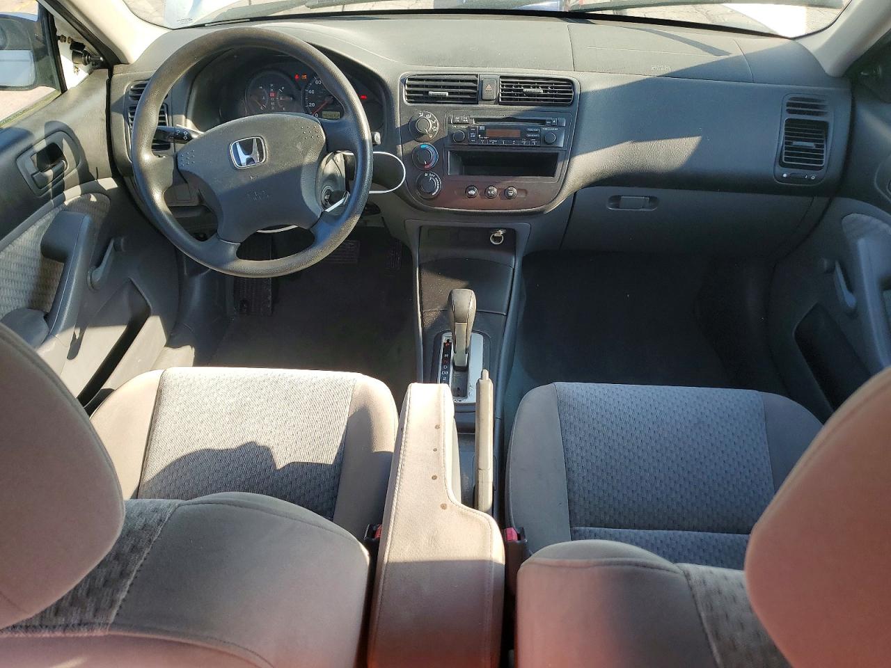 2004 Honda Civic Dx Vp White vin: 2HGES16384H642332
