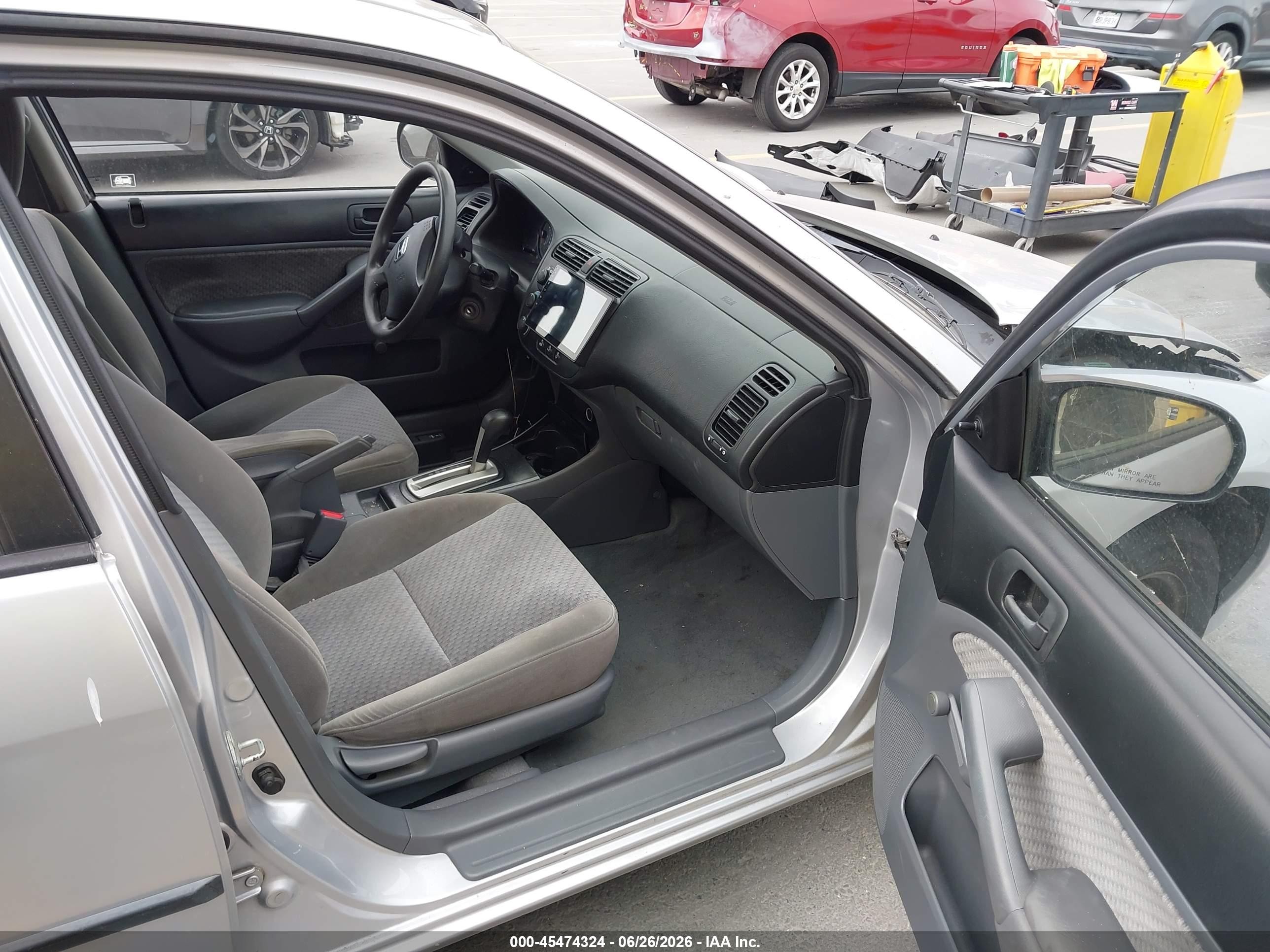 2005 Honda Civic Vp Серебряный vin: 2HGES16385H588645