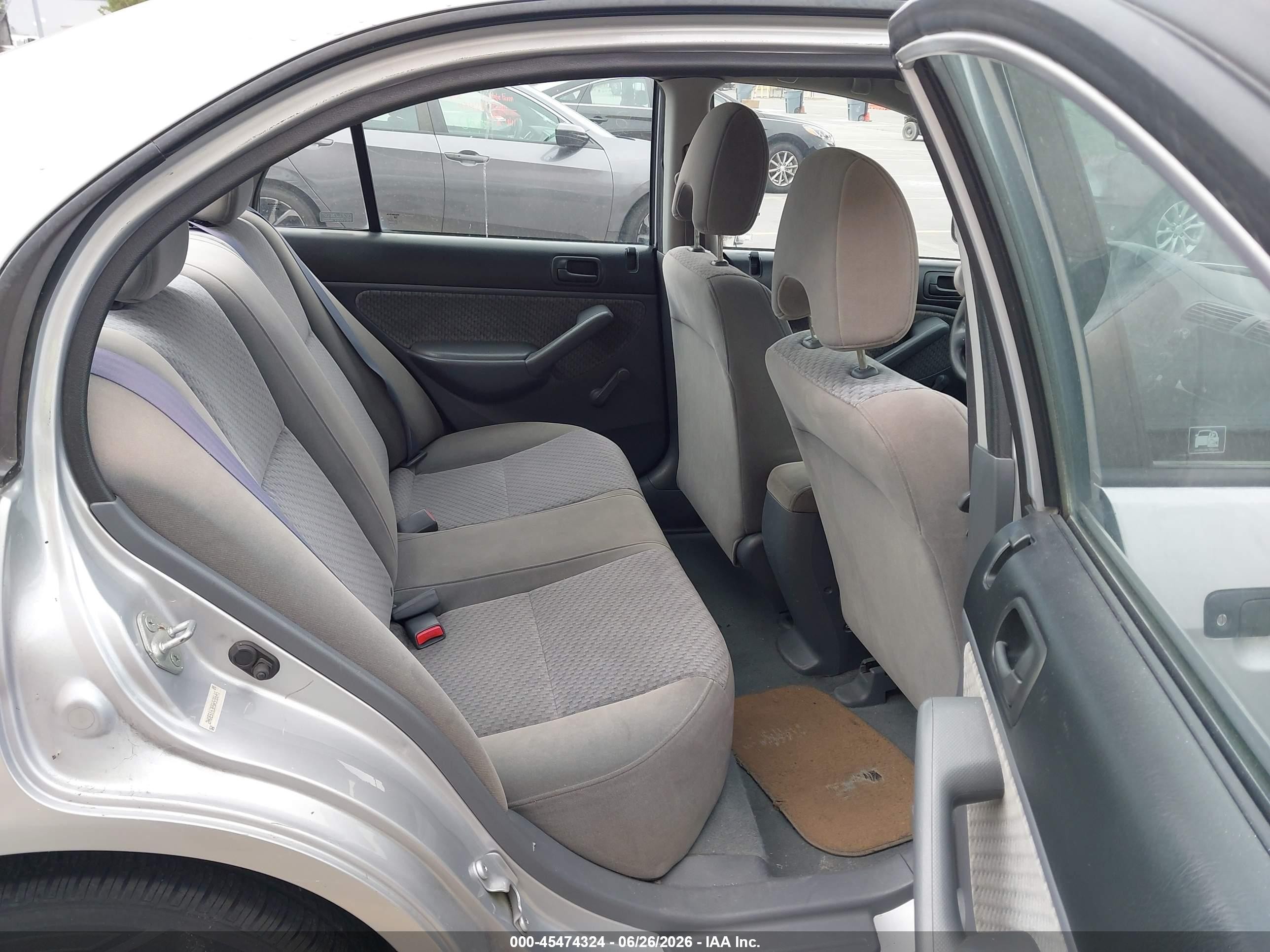 2005 Honda Civic Vp Серебряный vin: 2HGES16385H588645